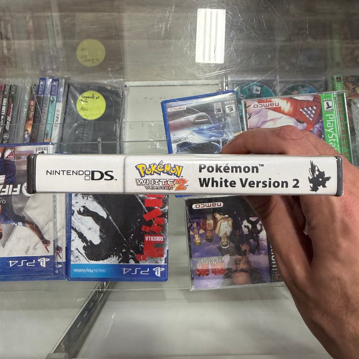 Pokémon White 2 (Authentic) Nintendo DS (UNOPENED) (SEALED)