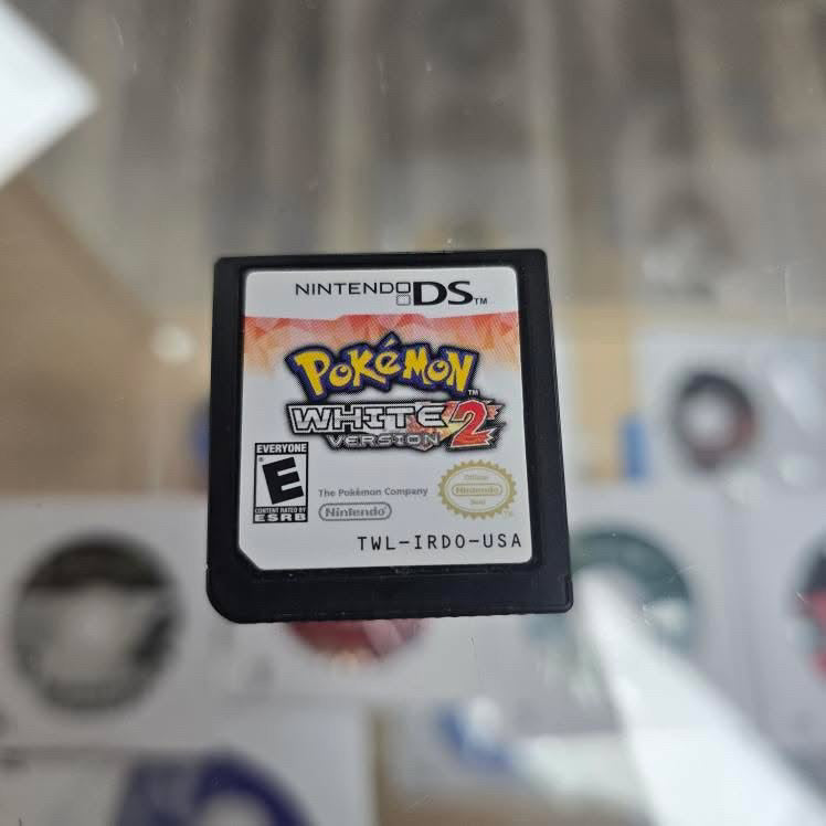 Pokémon White 2 Nintendo DS Authentic