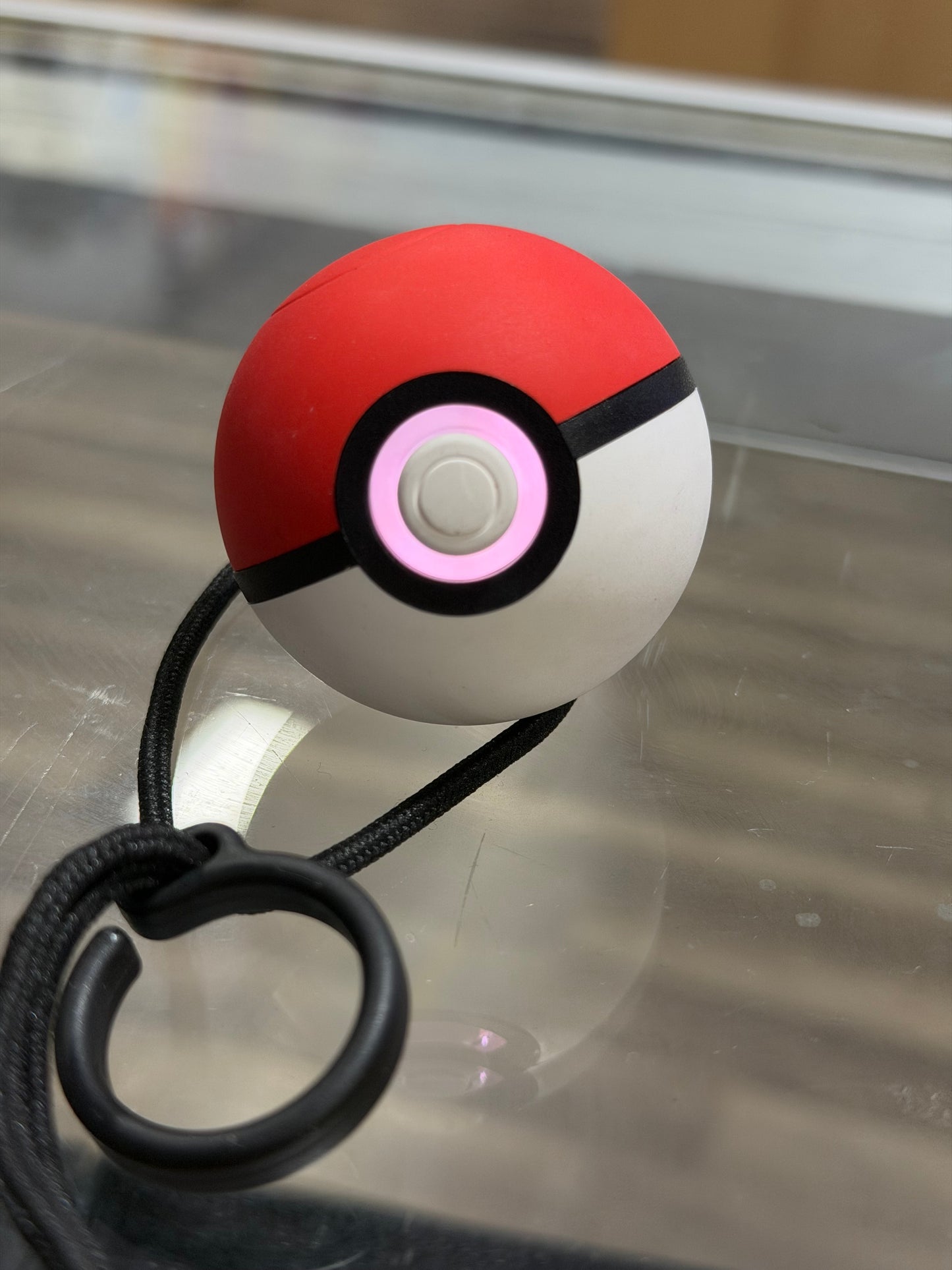 Pokeball Plus Nintendo Switch - With Mew