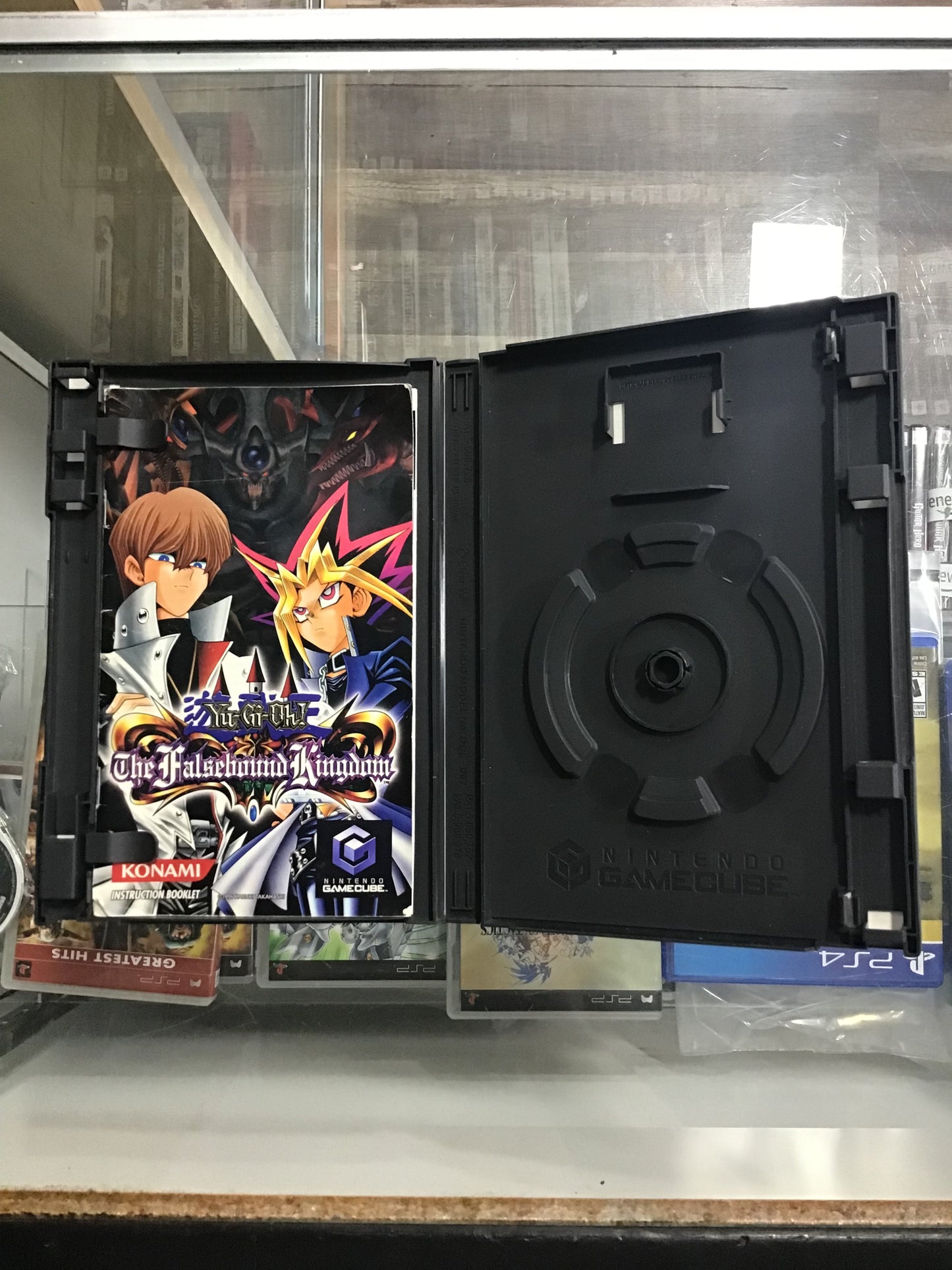 Yu-Gi-Oh The Falsebound Kingdom Nintendo GameCube Case and Manual ONLY