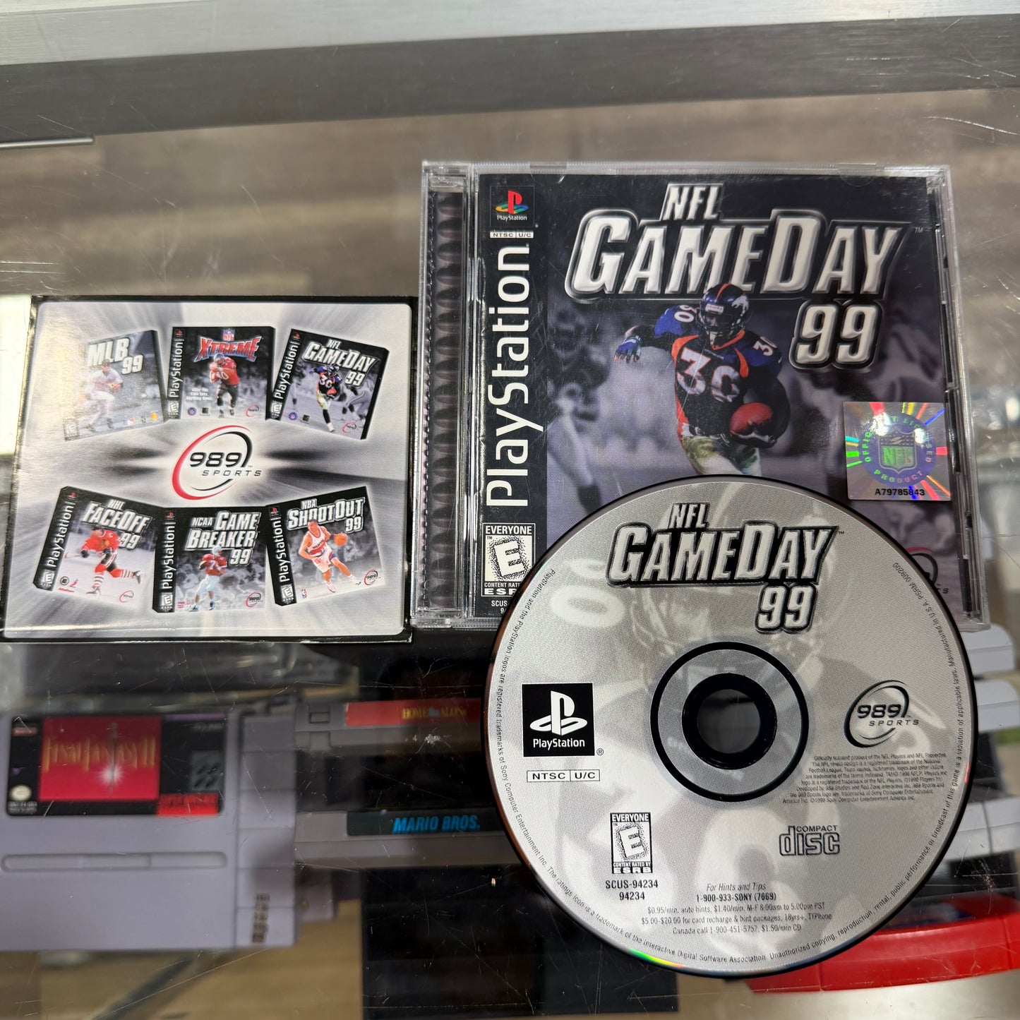 NFL GameDay 99 Playstation