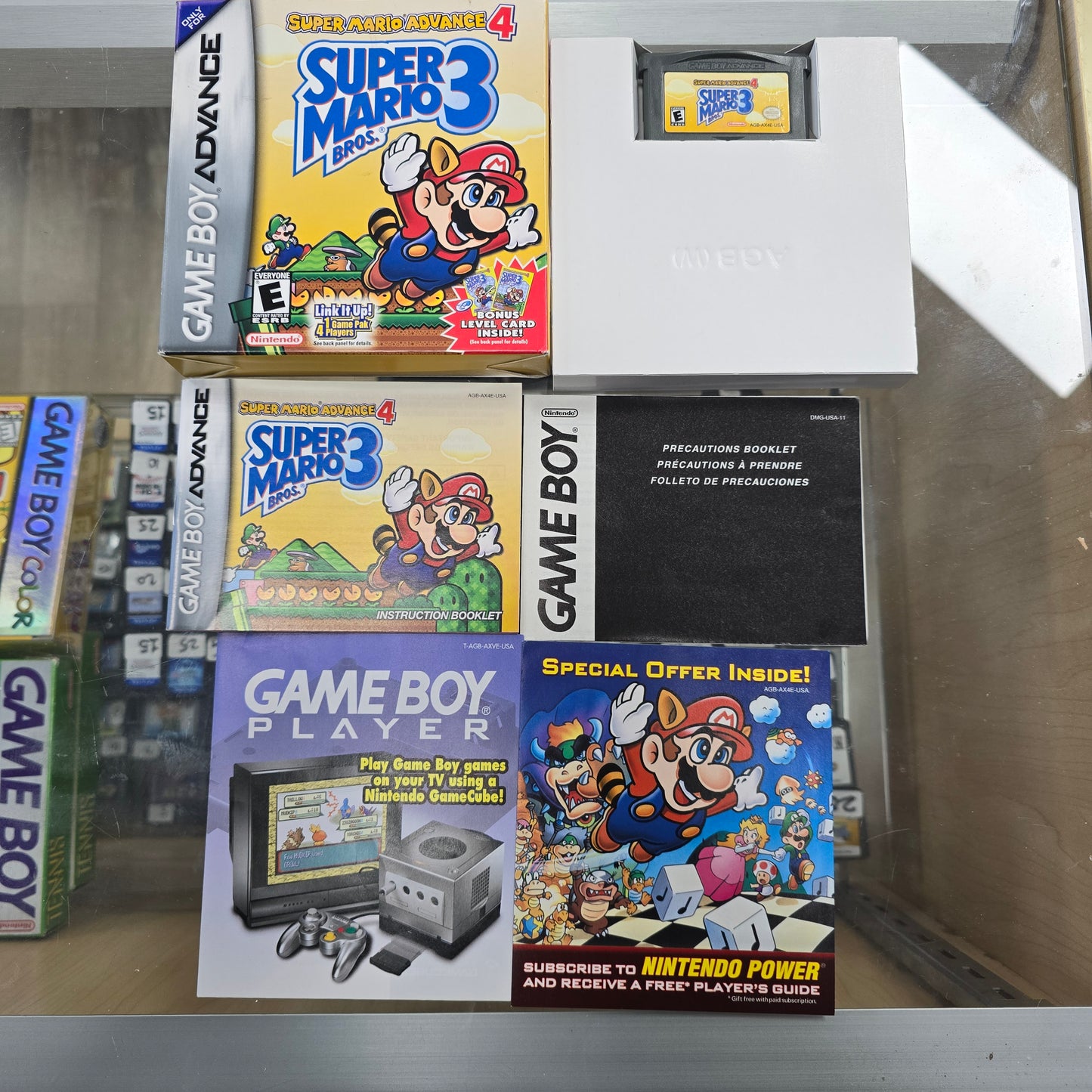 Super Mario Advance 4: Super Mario Bros. 3 CIB Nintendo GameBoy Advance