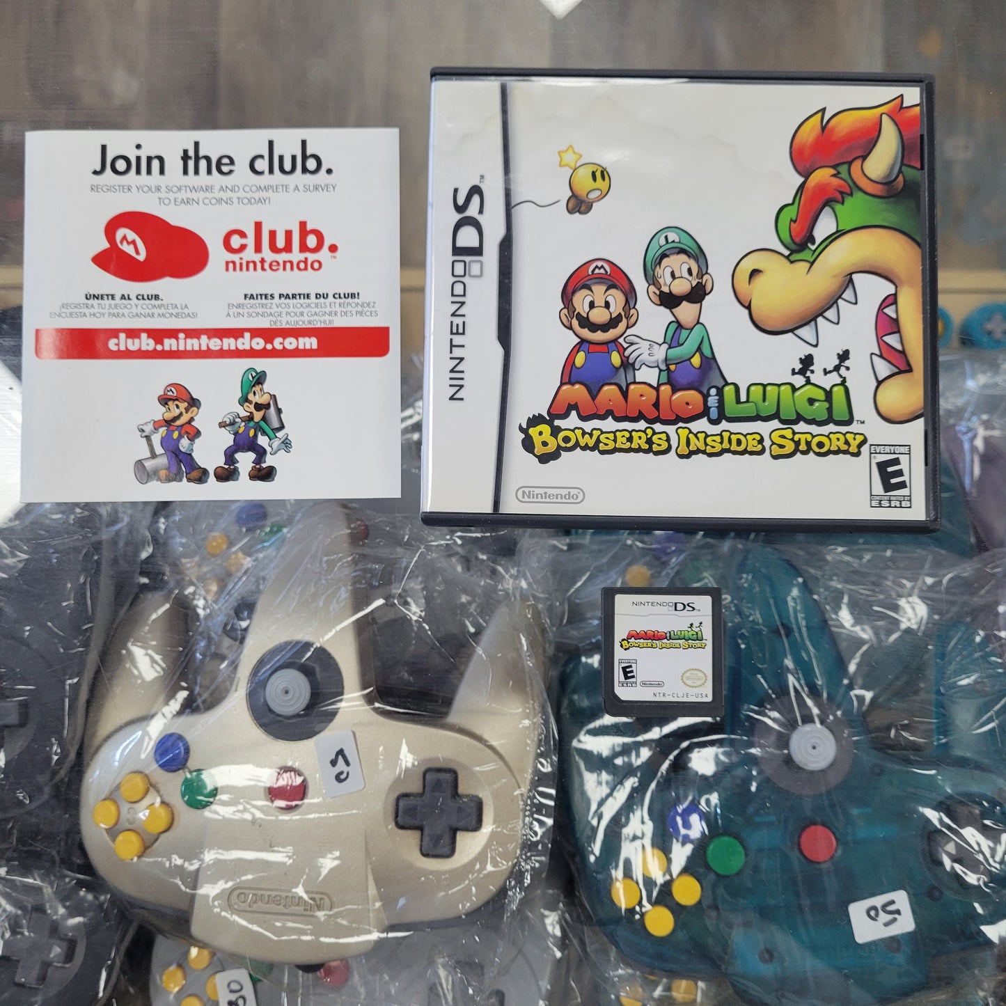 Mario and Luigi Bowser's Inside Story CIB Nintendo DS