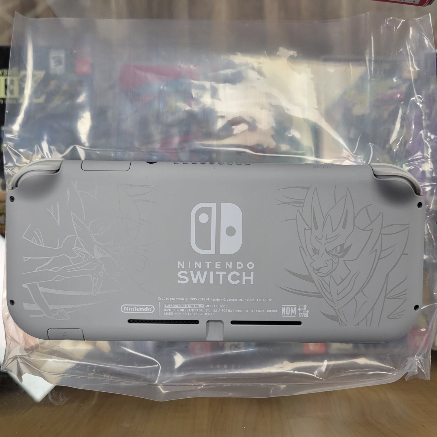 Pokémon Nintendo Switch Lite Zacian and Zamazenta Edition