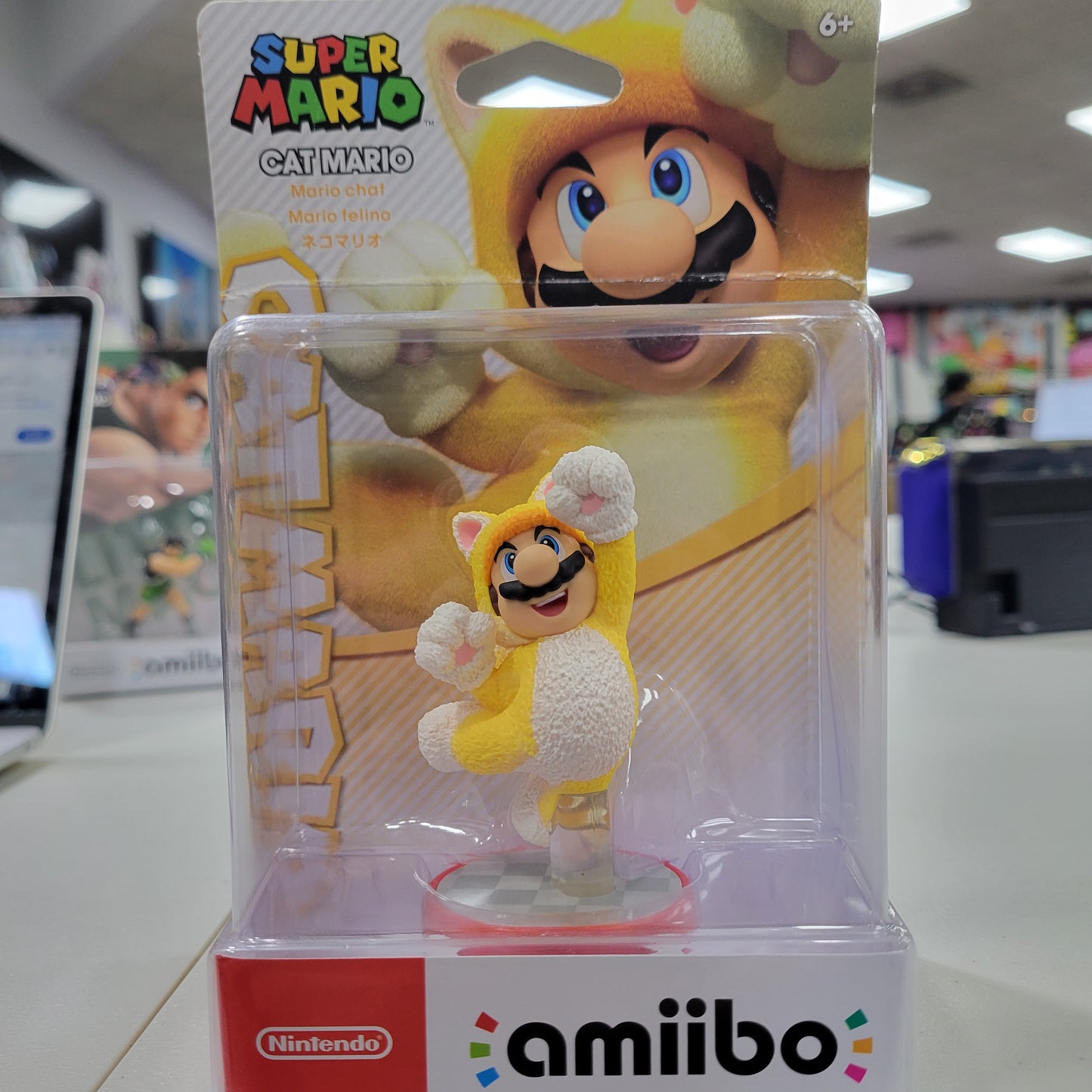 Cat Mario Amiibo