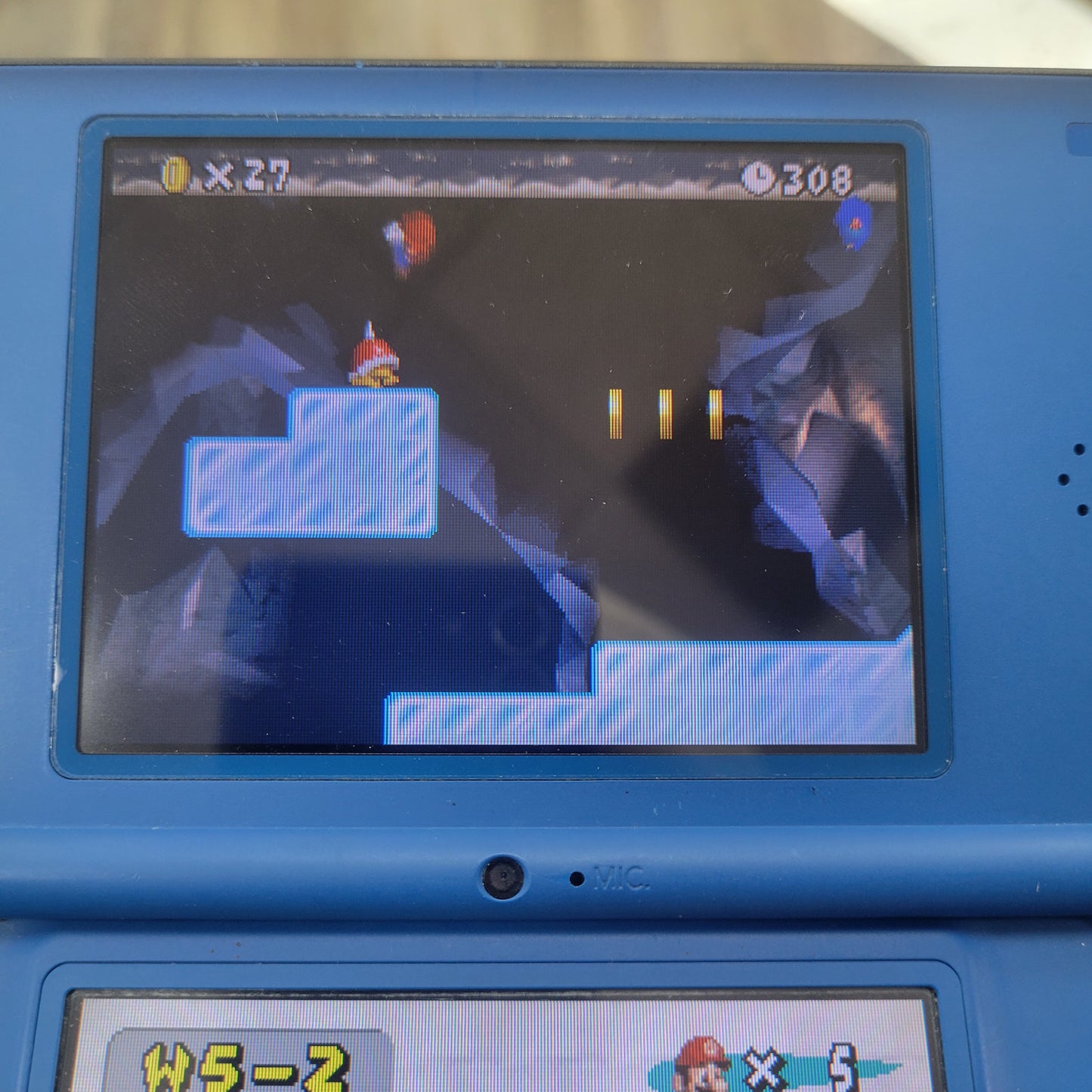 Blue Nintendo DSi XL JP