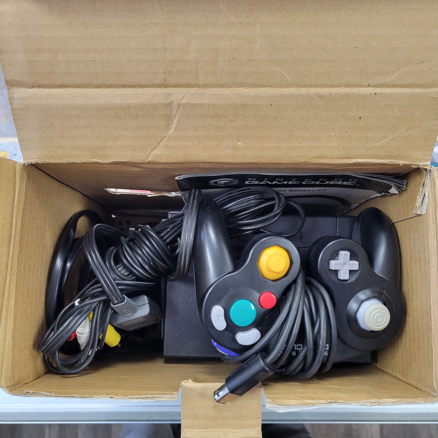 Black Nintendo Gamecube System CIB with all cords and a controller