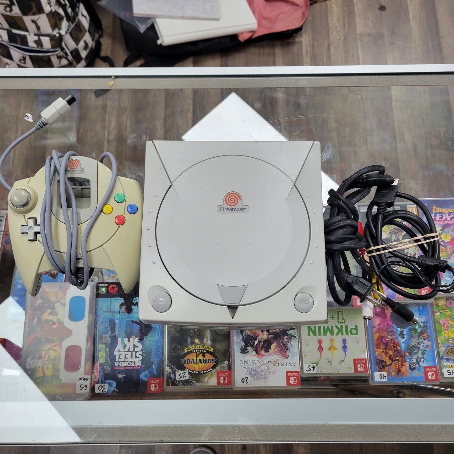 Sega Dreamcast System Controller and Cables included No Vmu
