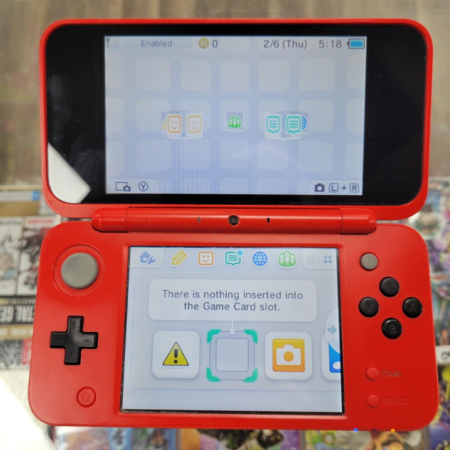 New Nintendo 2DS XL Pokeball Edition