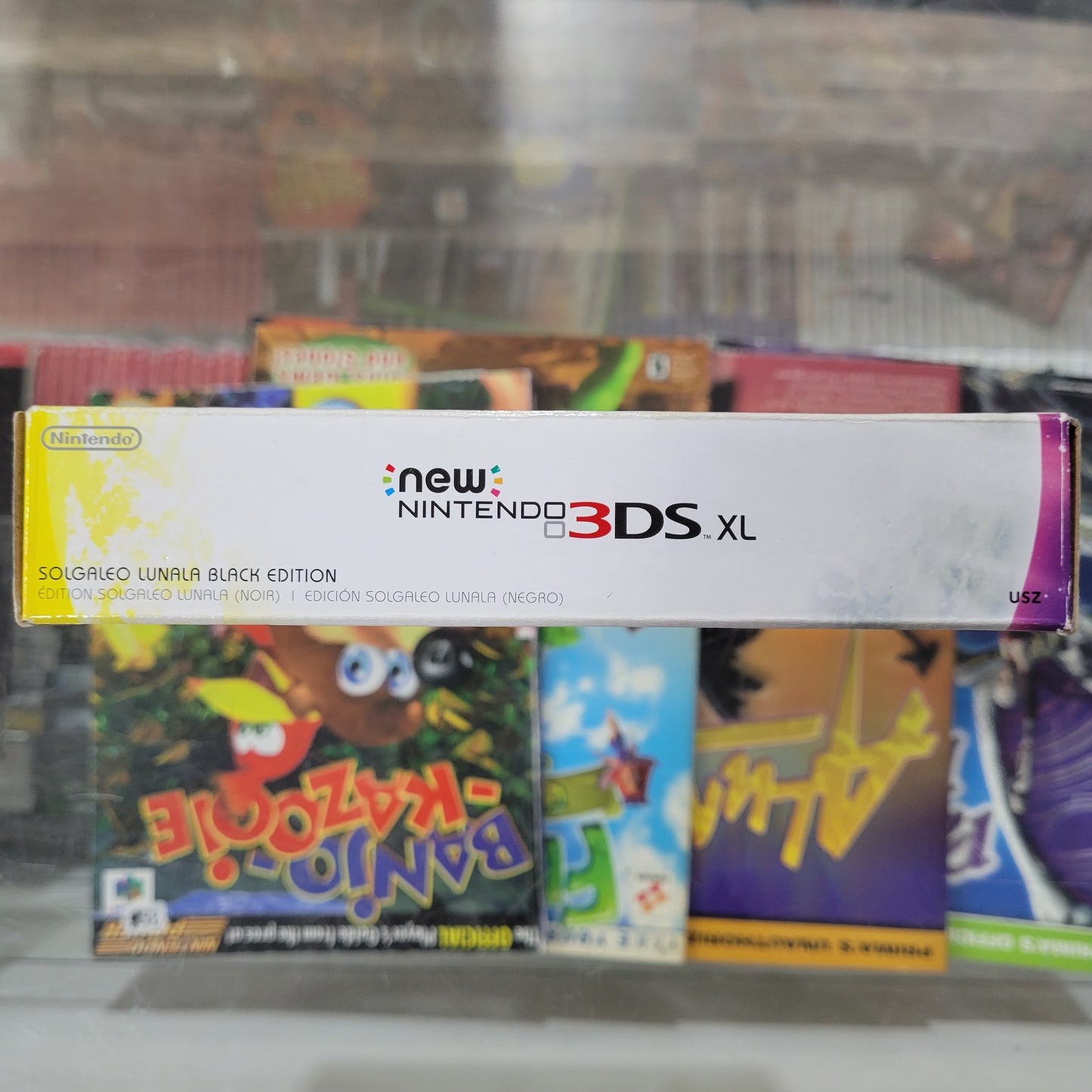 New Nintendo 3DS XL Solgaleo Lunala Black Edition