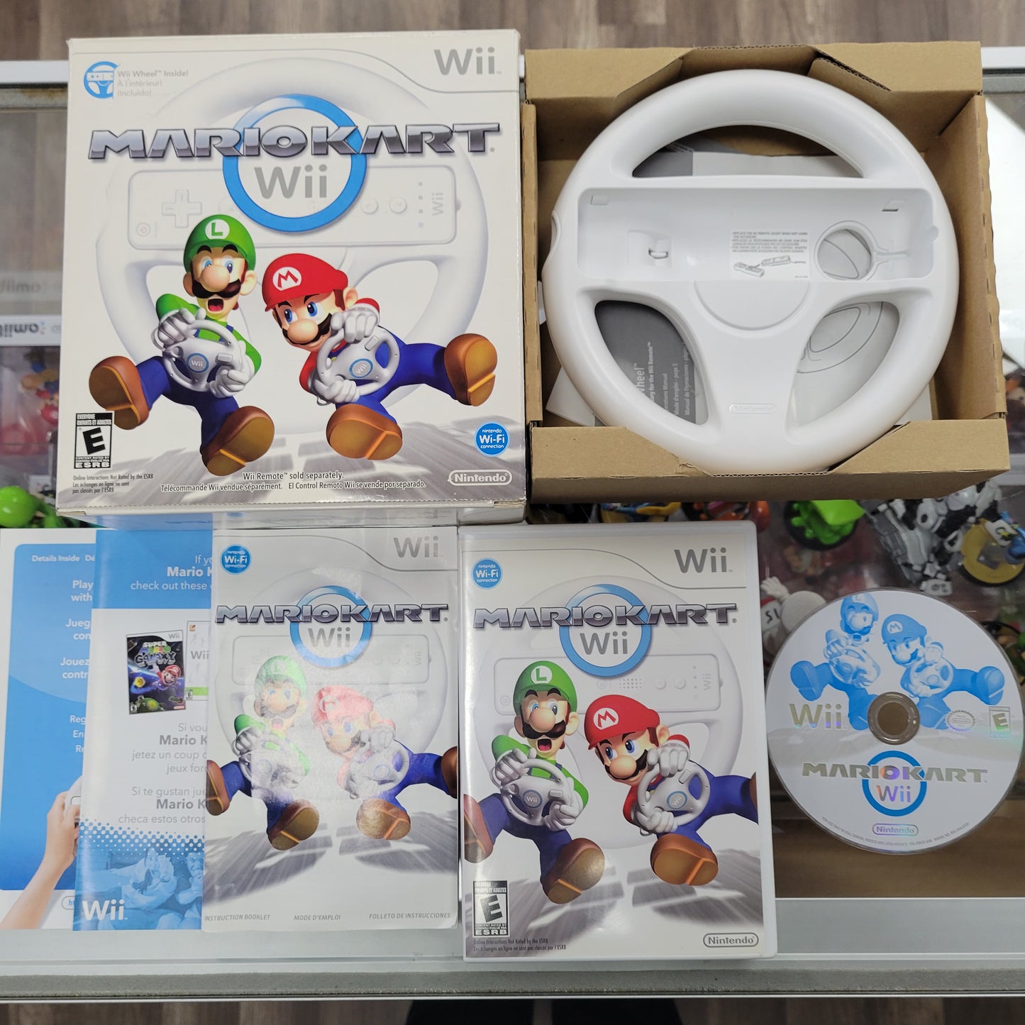 Mario Kart Wii Wheel Bundle CIB