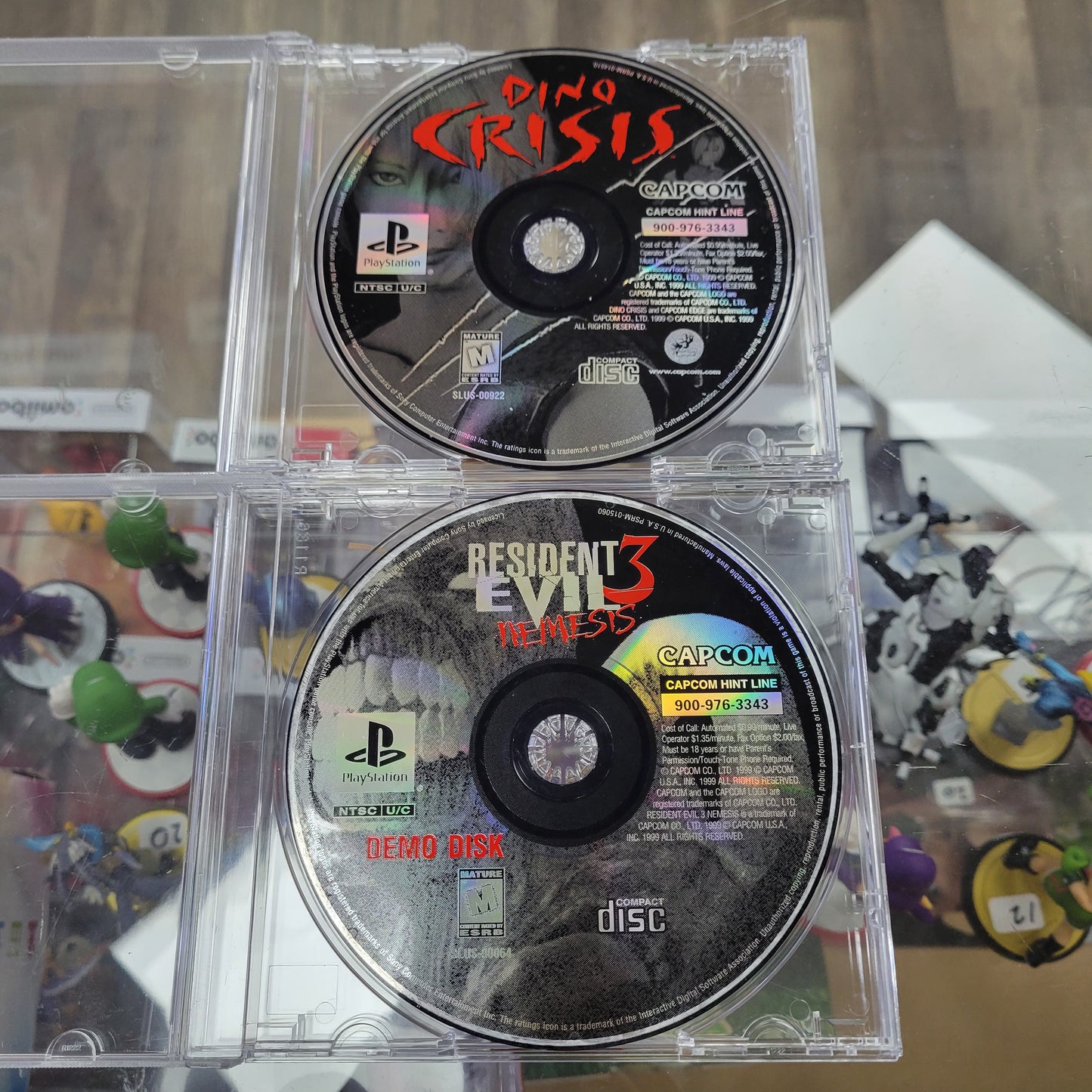 Dino Crisis With Resident Evil 3 Demo Disk Playstation 1