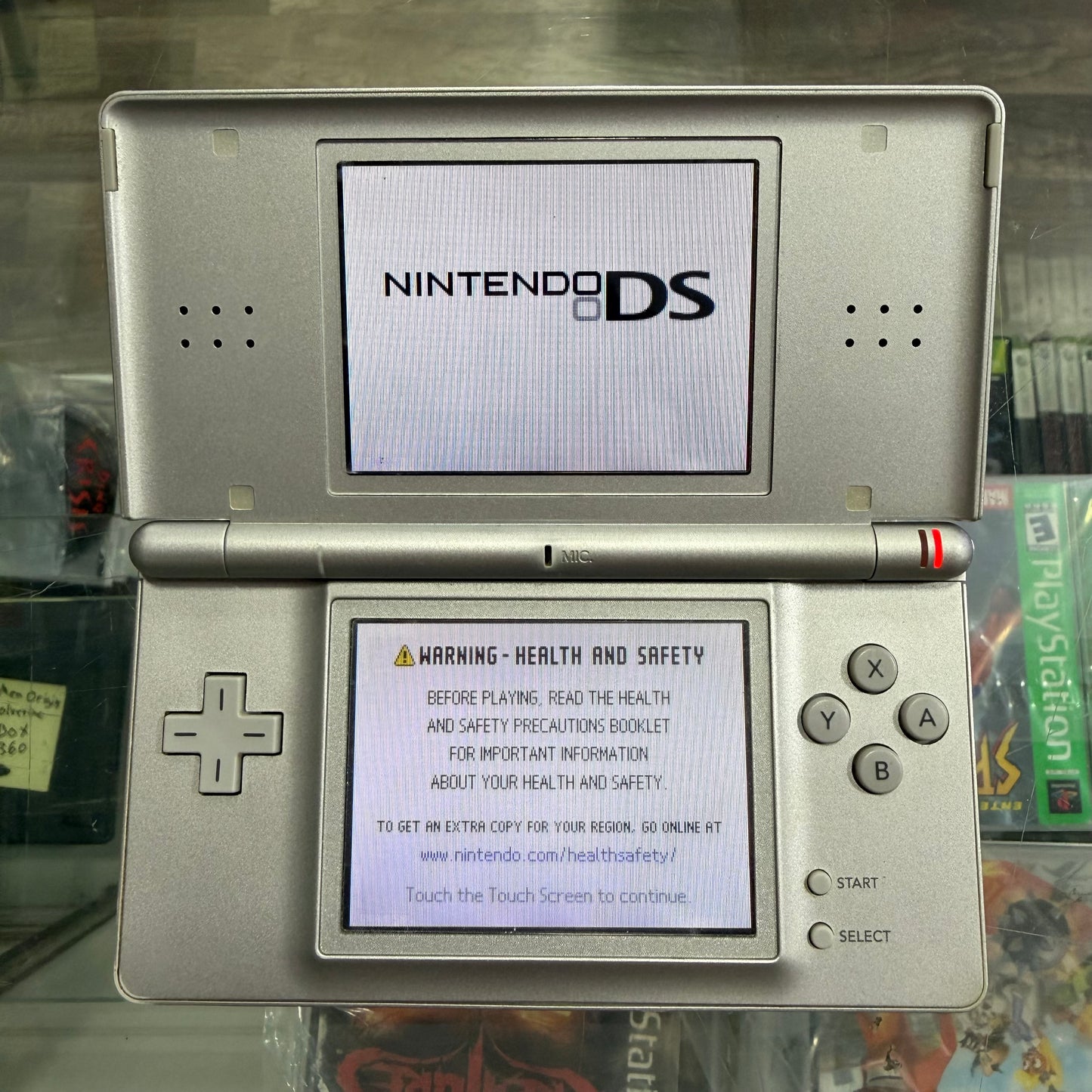 Metallic Silver Nintendo DS Lite Nintendo DS (Charger included)