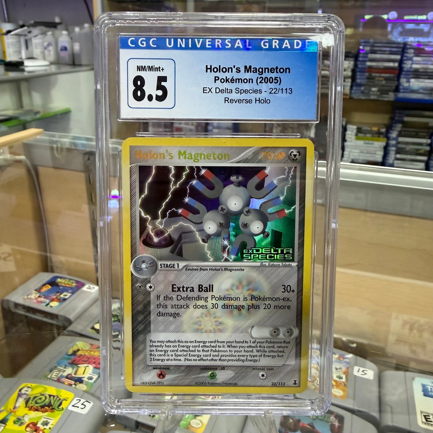 2005 Pokemon EX #22 Holon's Magneton Delta Species Reverse Foil Stamp CGC 8.5