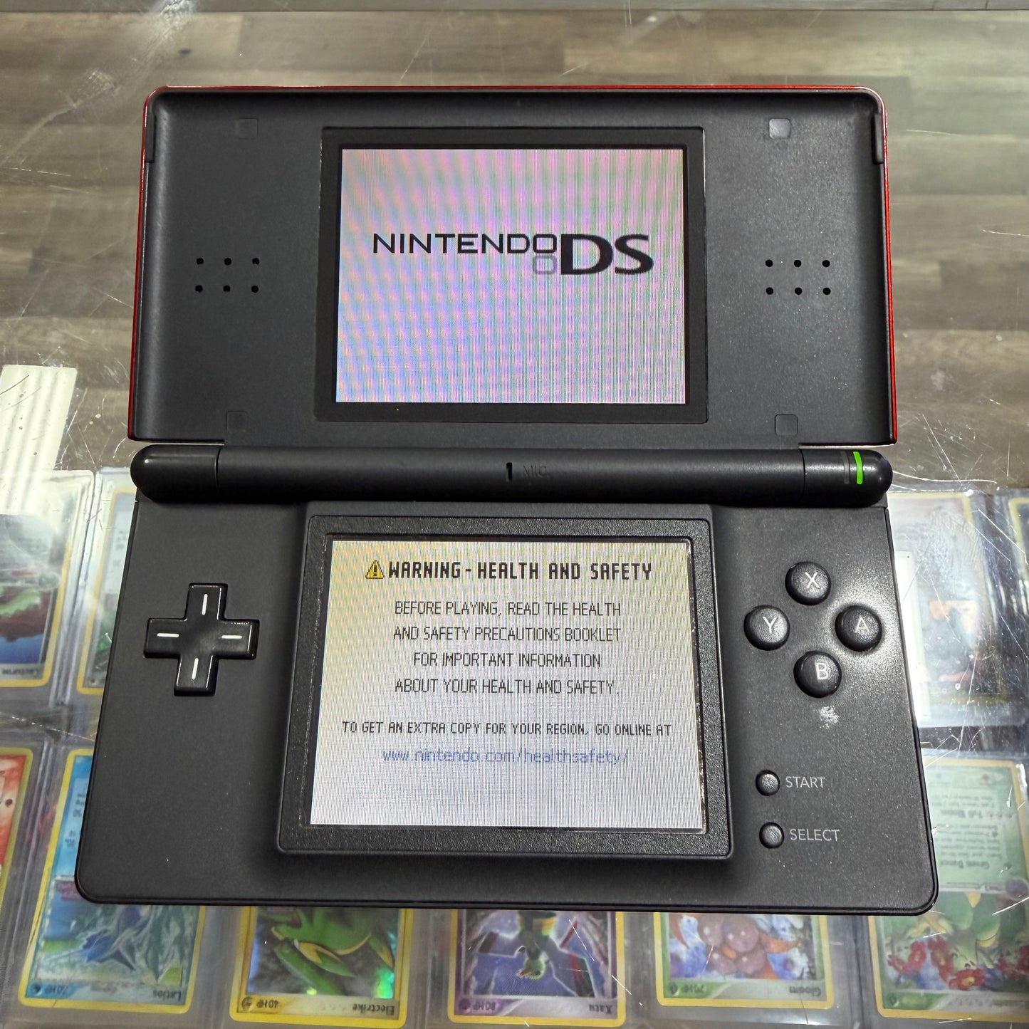 Red & Black Nintendo DS Lite Nintendo DS (Charger included)