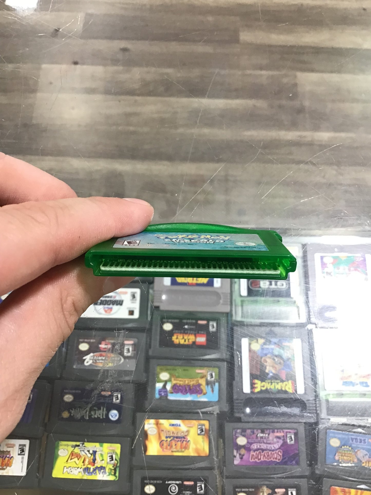 Pokémon Emerald Nintendo Game Boy Advance CIB (Dry Battery)