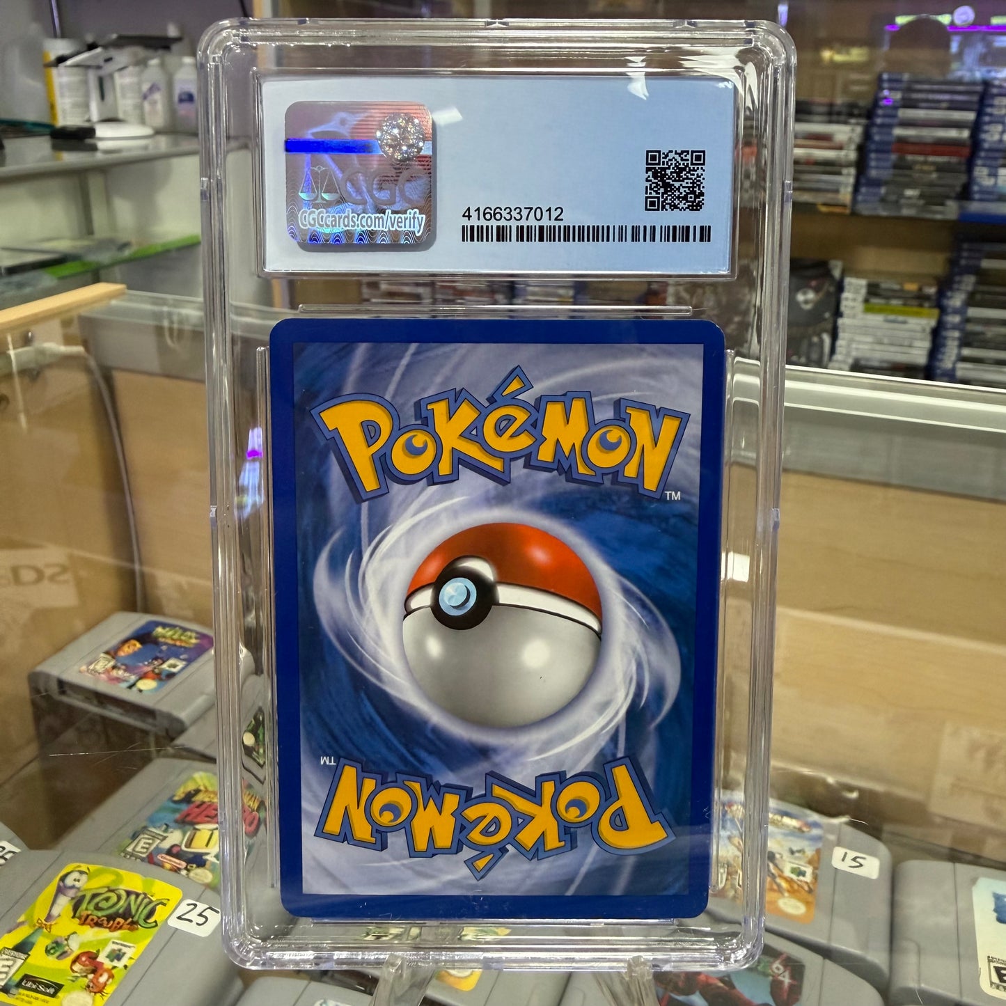 2006 Pokemon Nidoqueen CGC 8.5 Delta Species Dragon Frontiers 7/101 Pokemon TCG Holo