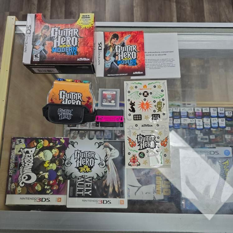 Guitar Hero Modern Hits Nintendo DS CIB