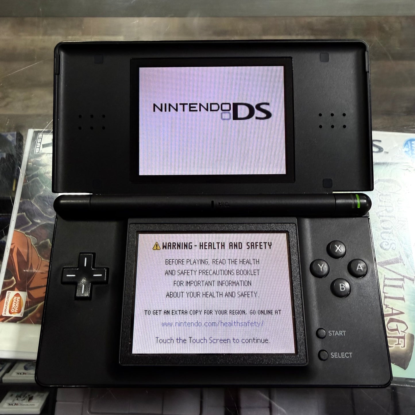 Black Nintendo DS Lite Handheld System with Box and Charger