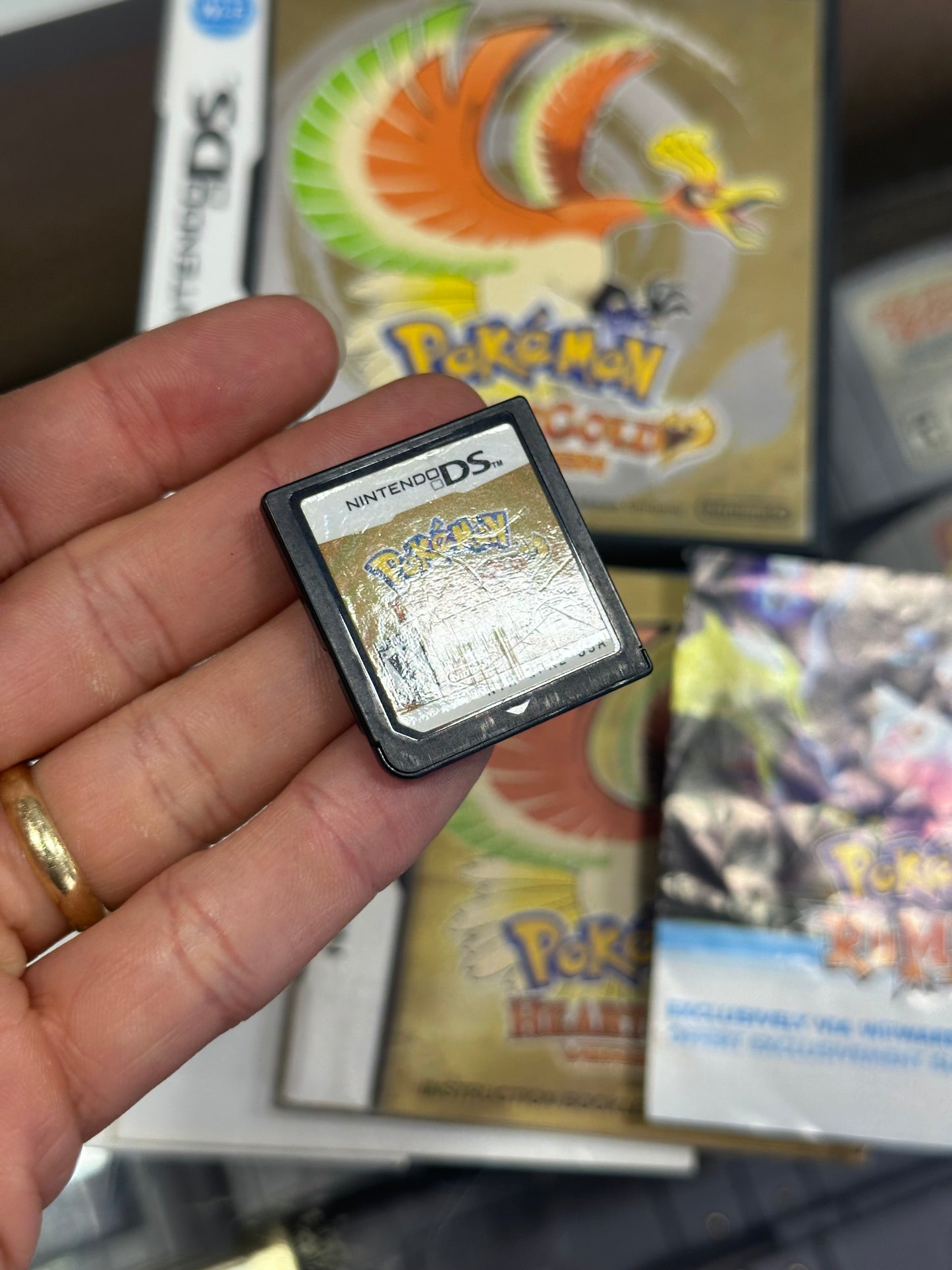 Pokémon Heartgold Nintendo DS Authentic