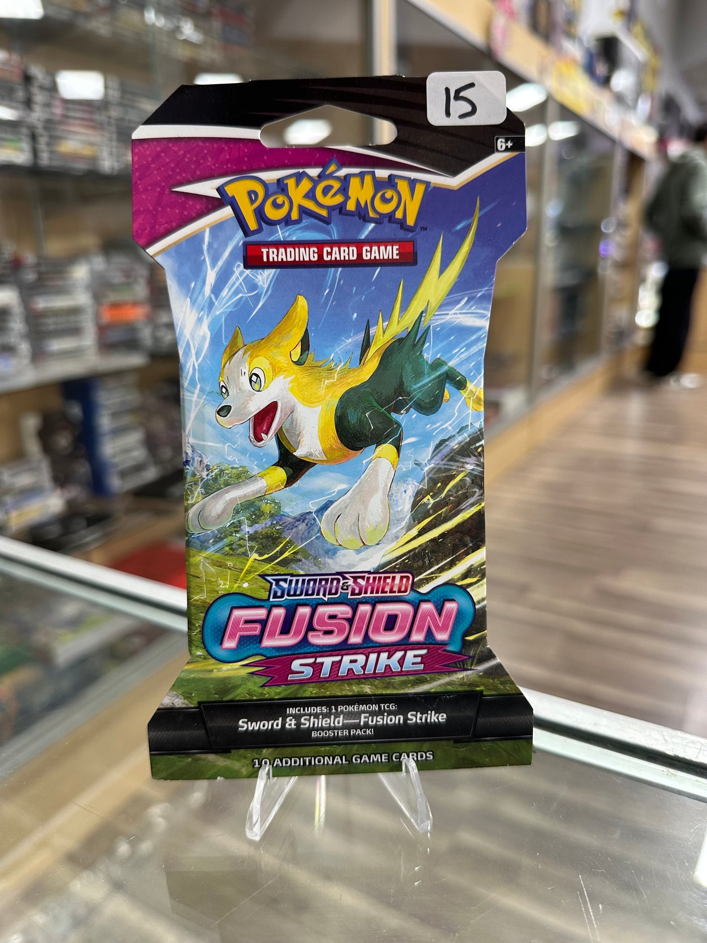 Fusion Strike Sleeved Booster Pack