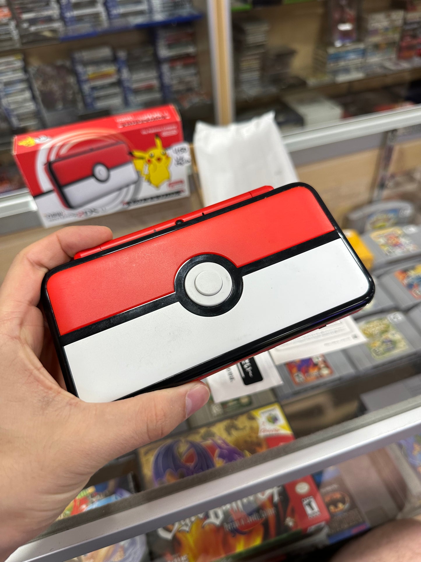 Nintendo 2DS LL Pokeball Edition CIB - US Region