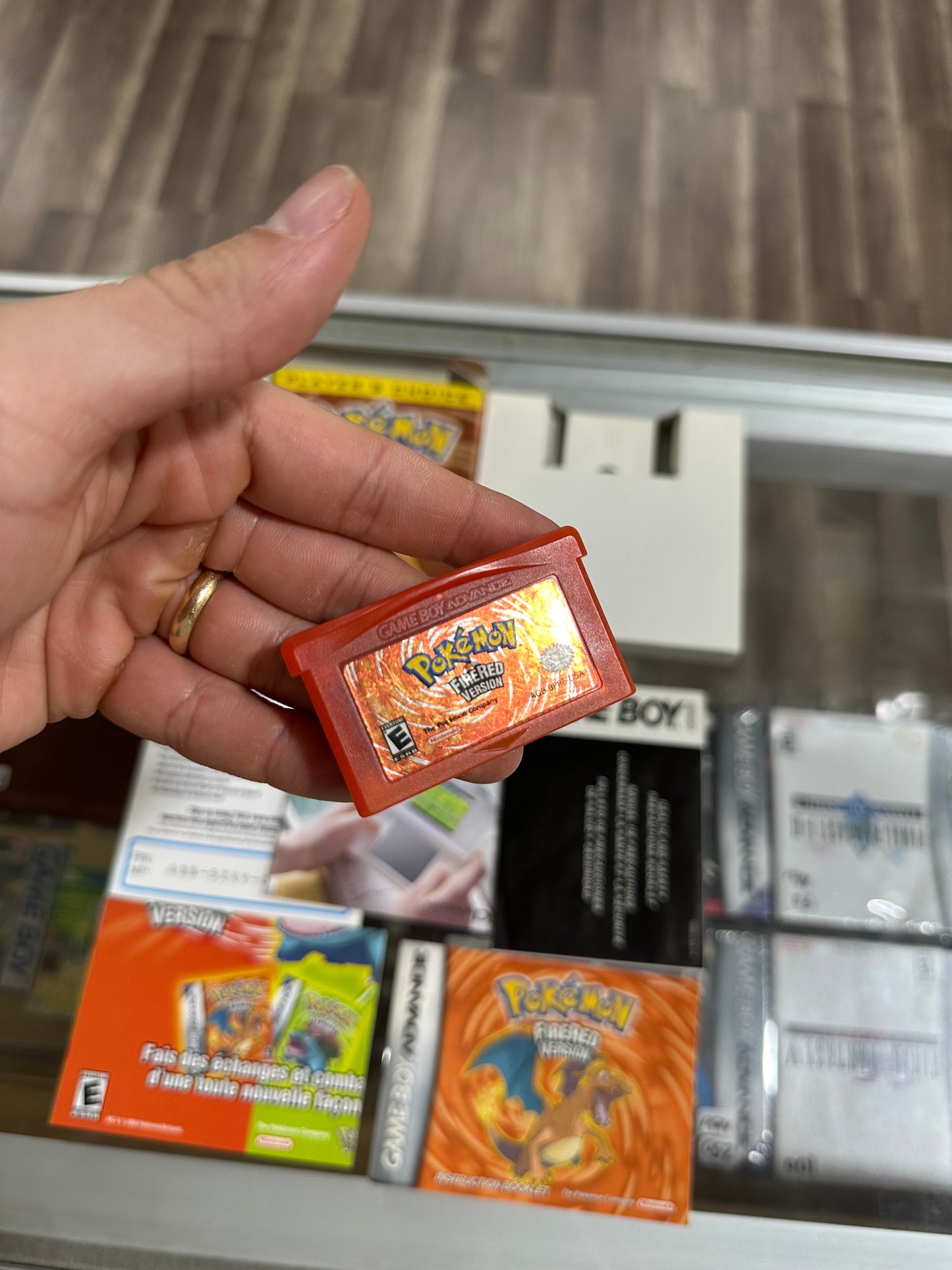 Pokémon FireRed Nintendo Gameboy Advance CIB Plays on DS Variant