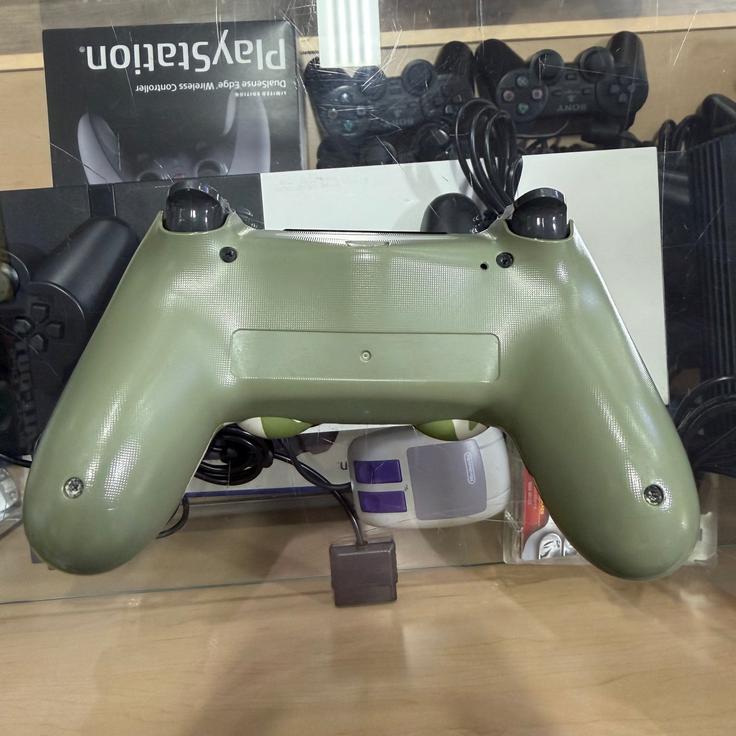 Playstation 4 Dualshock 4 Green Camo Controller ( 2 )