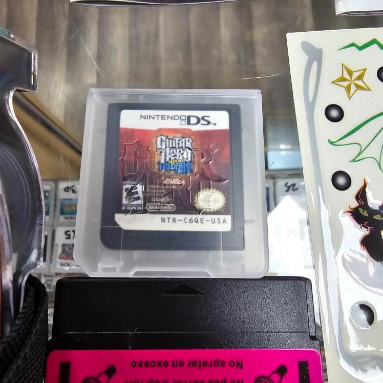 Guitar Hero Modern Hits Nintendo DS CIB