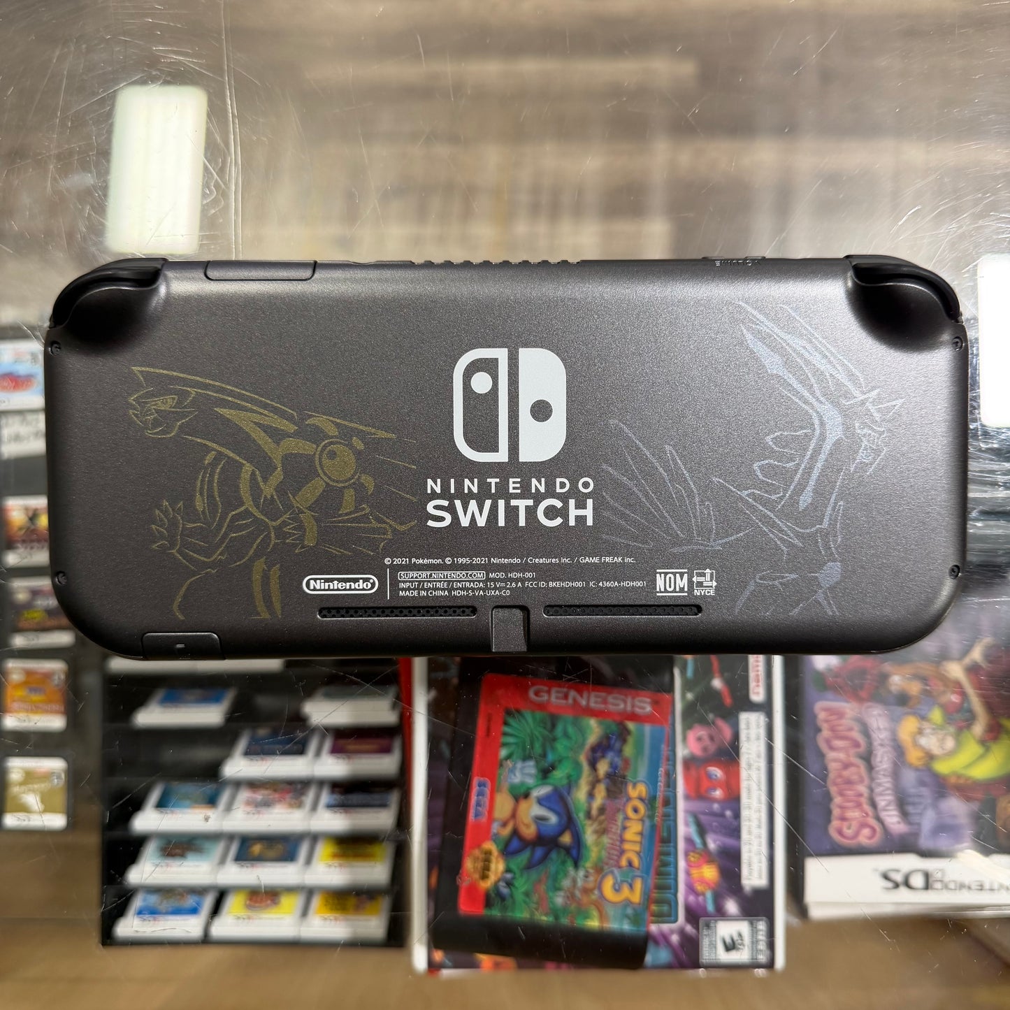 Nintendo Switch Lite: Dialga & Palkia Edition Nintendo Switch