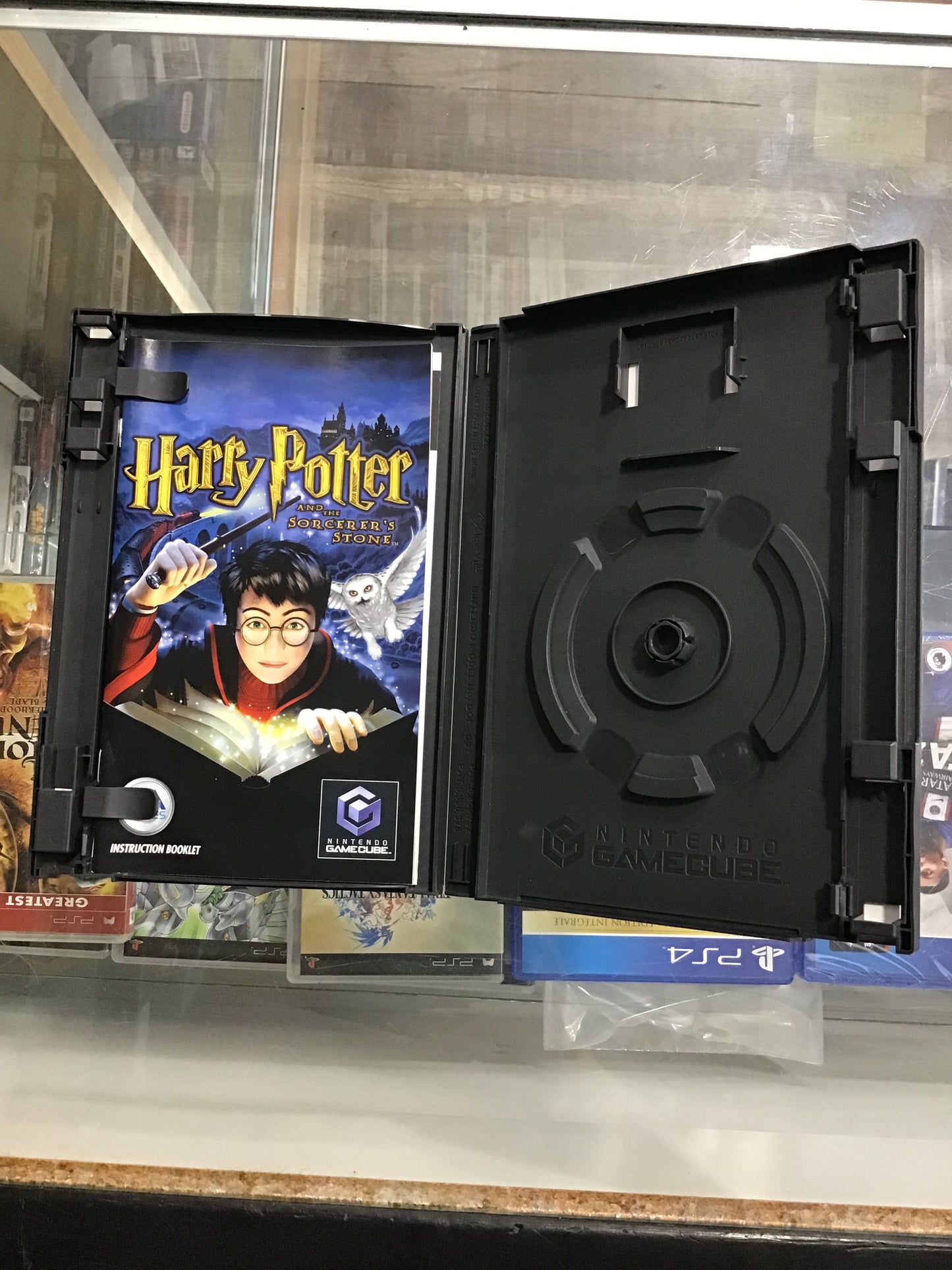 Harry Potter and the Sorcerer’s Stone Nintendo GameCube Case and Manual ONLY