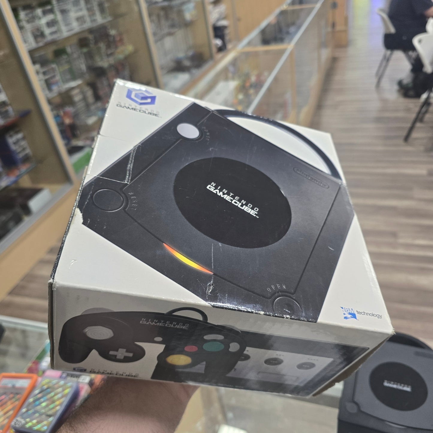 Black Nintendo GameCube System CIB with All Wires and Controller (Clean Console)