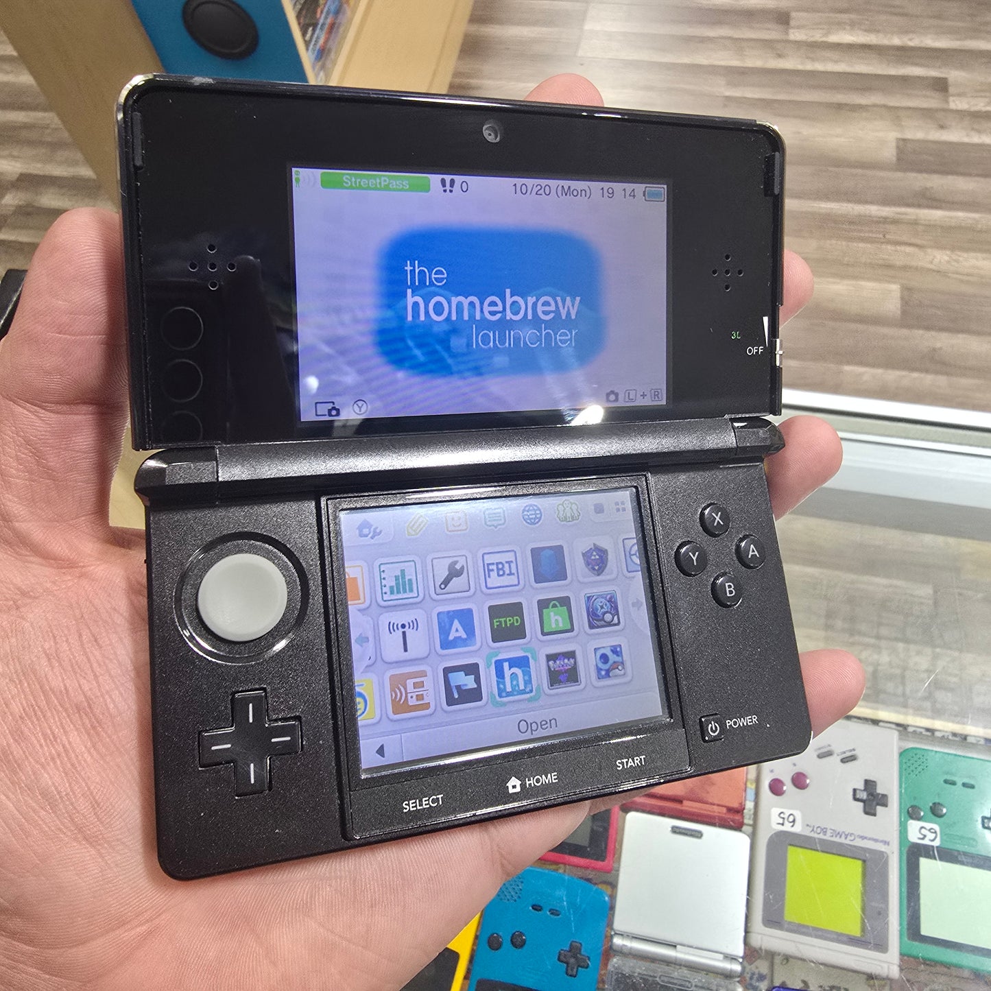Nintendo 3DS Handheld System with Charger (Has Digital Games)