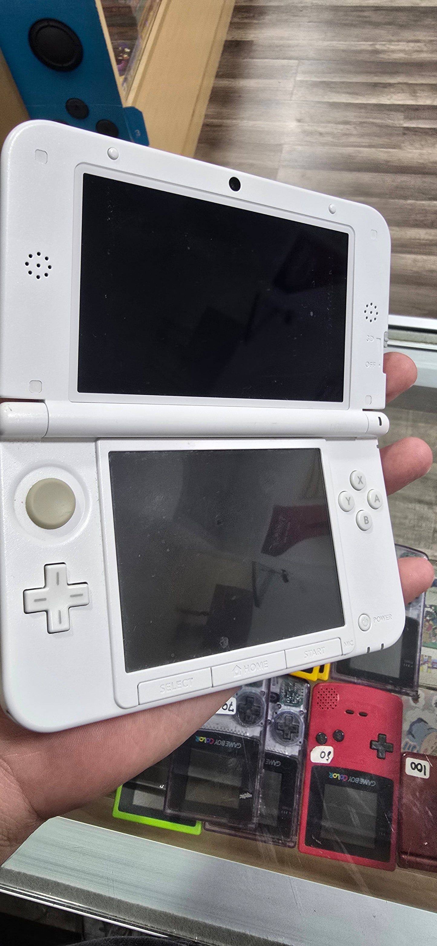 White Nintendo 3DS LL Handheld System (US Region) with Charger
