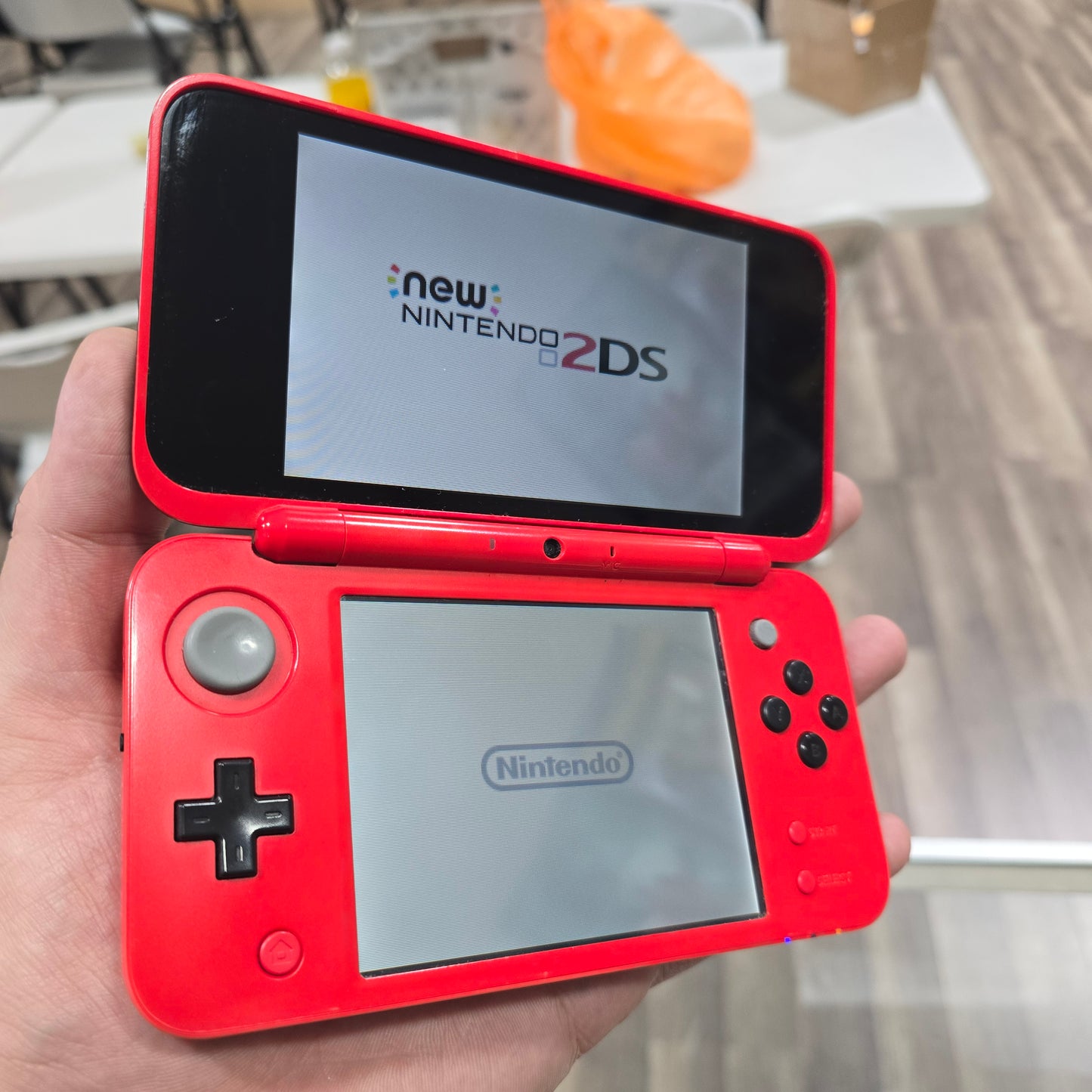 New Nintendo 2DS XL Poke Ball Edition Handheld System (Authentic)