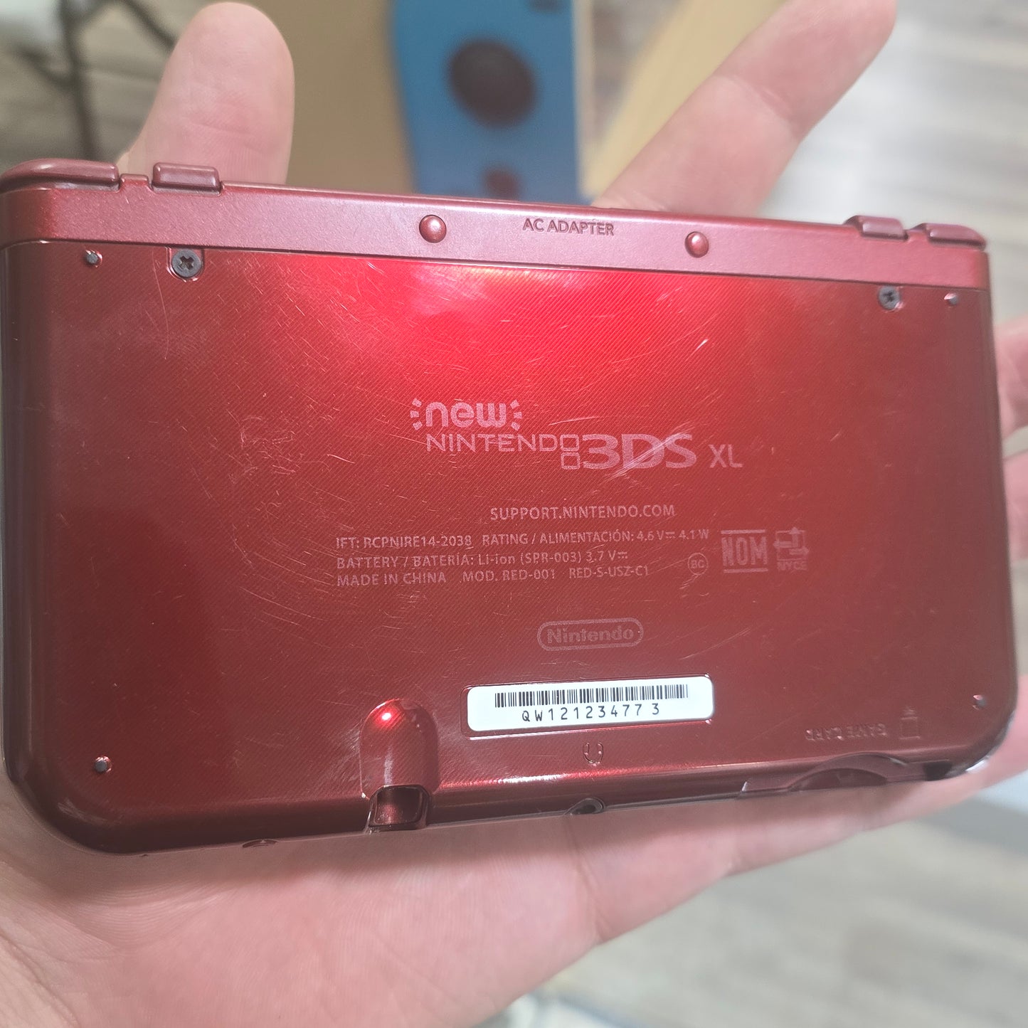 New Nintendo 3DS XL Red Handheld System with Charger (US SYSTEM)
