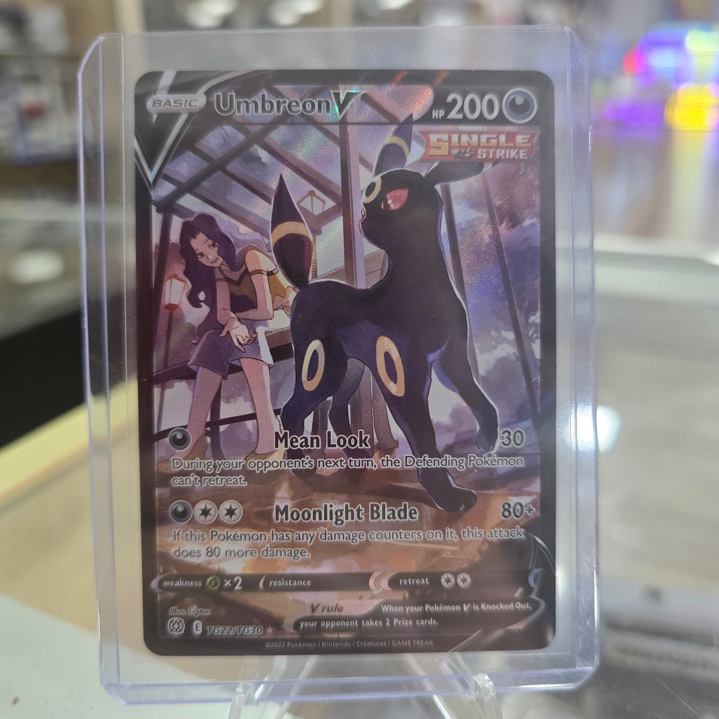 Umbreon V - SWSH09: Brilliant Stars Trainer Gallery (NM)