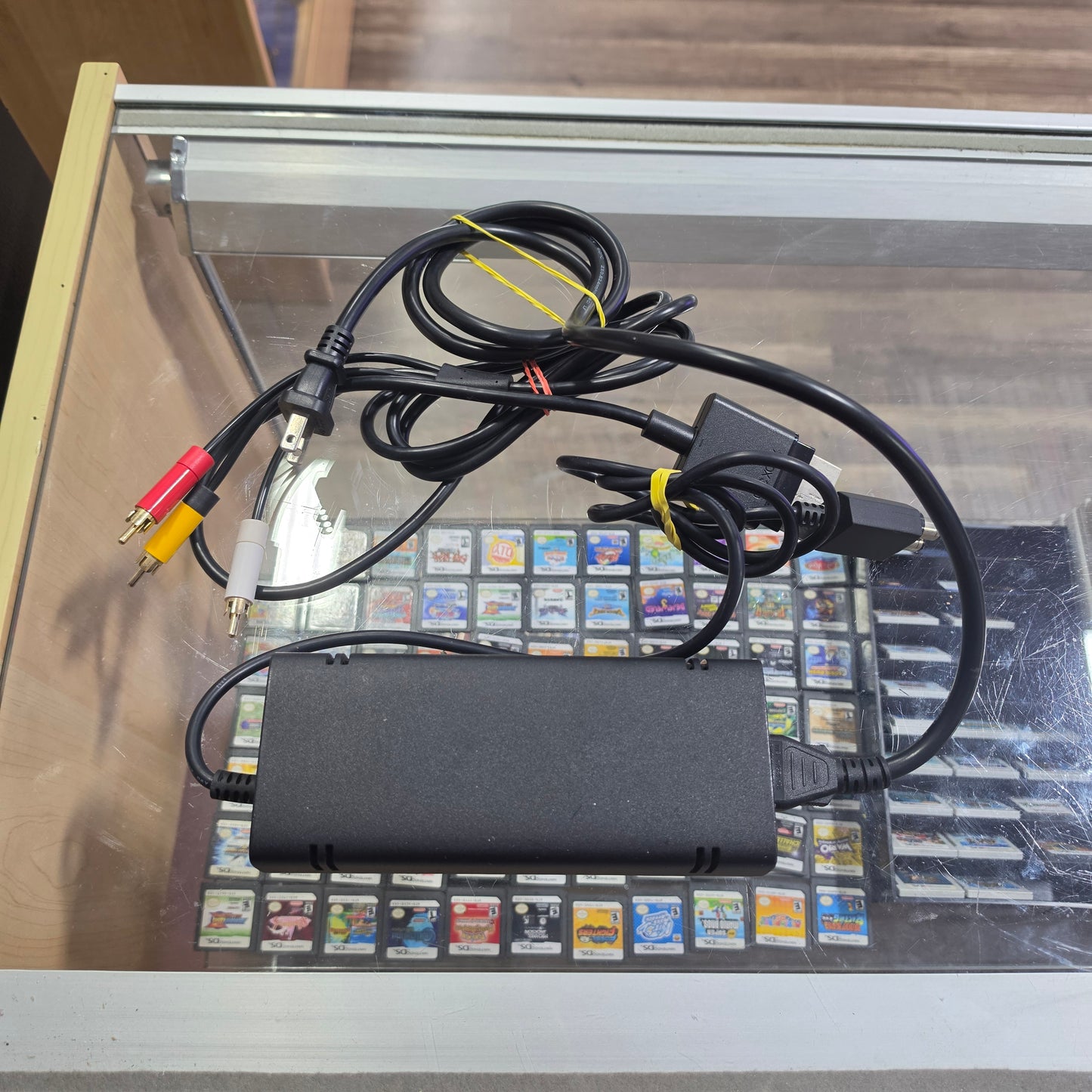 Xbox 360 System with all wires and Controller + 250 GB Drive
