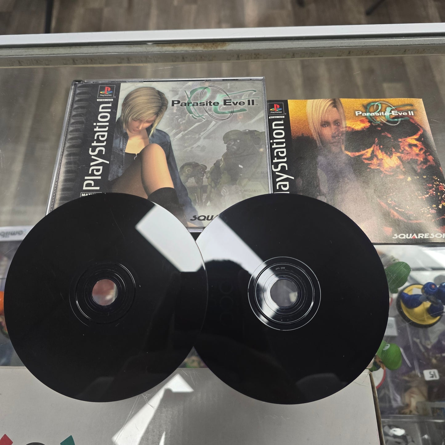 Parasite Eve 2 with Registration Card PlayStation 1