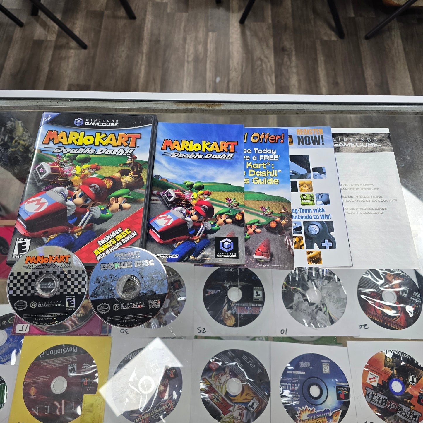 MarioKart Double Dash with Bonus Disc CIB Nintendo Gamecube