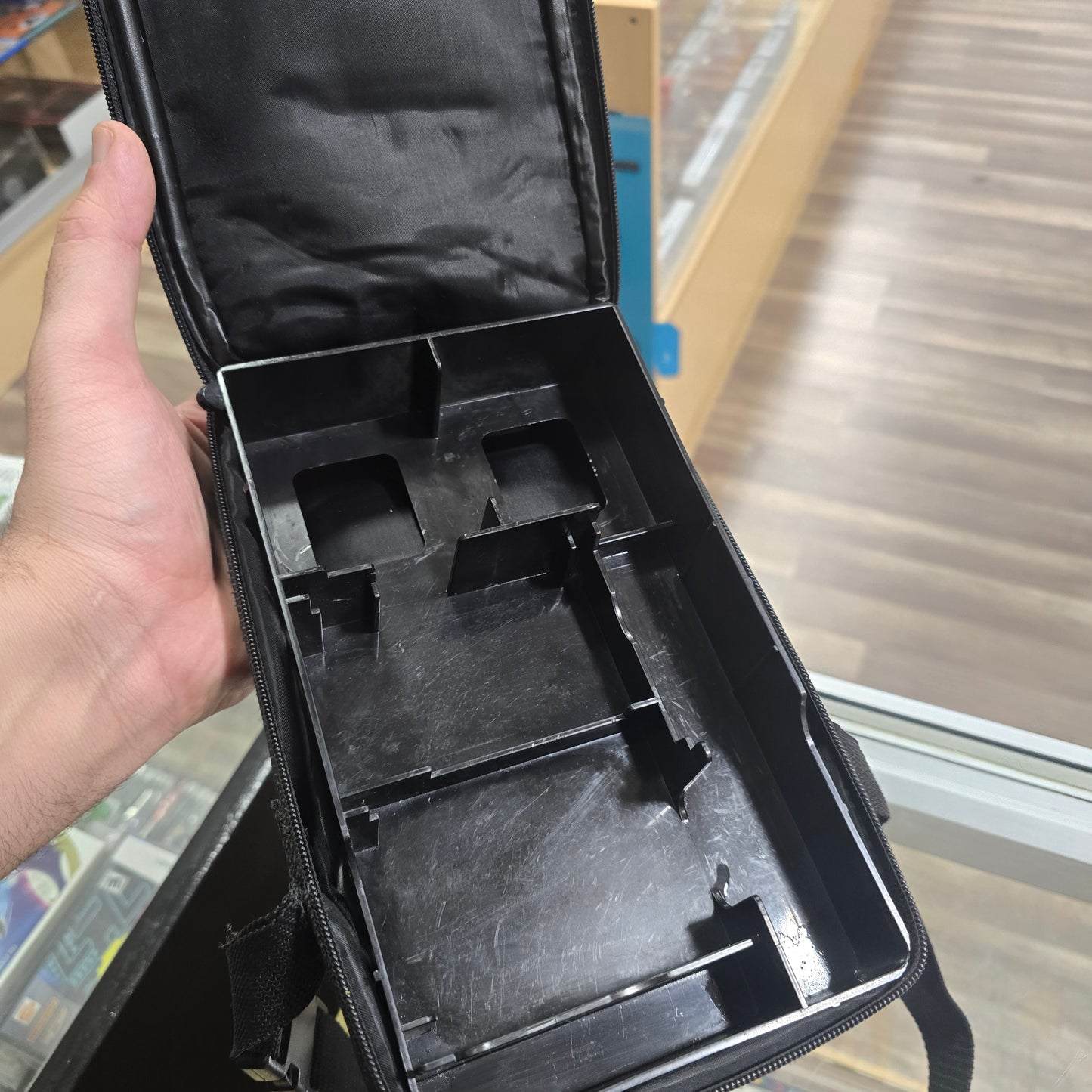 Orginal Nintendo Gameboy Handheld Carrying Case