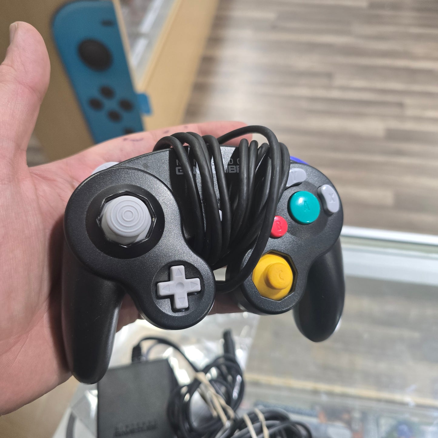 Black Nintendo GameCube System CIB with All Wires and Controller (Clean Console)