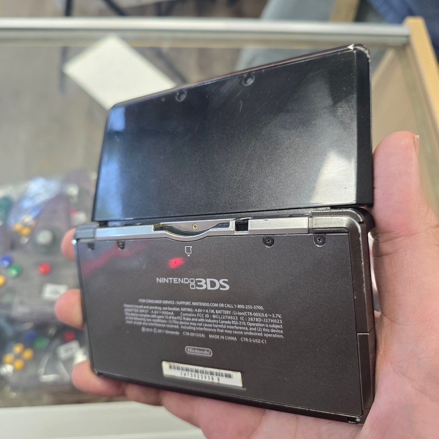 Nintendo 3DS SYSTEM with Digital Games (Has Pokemon Bank)