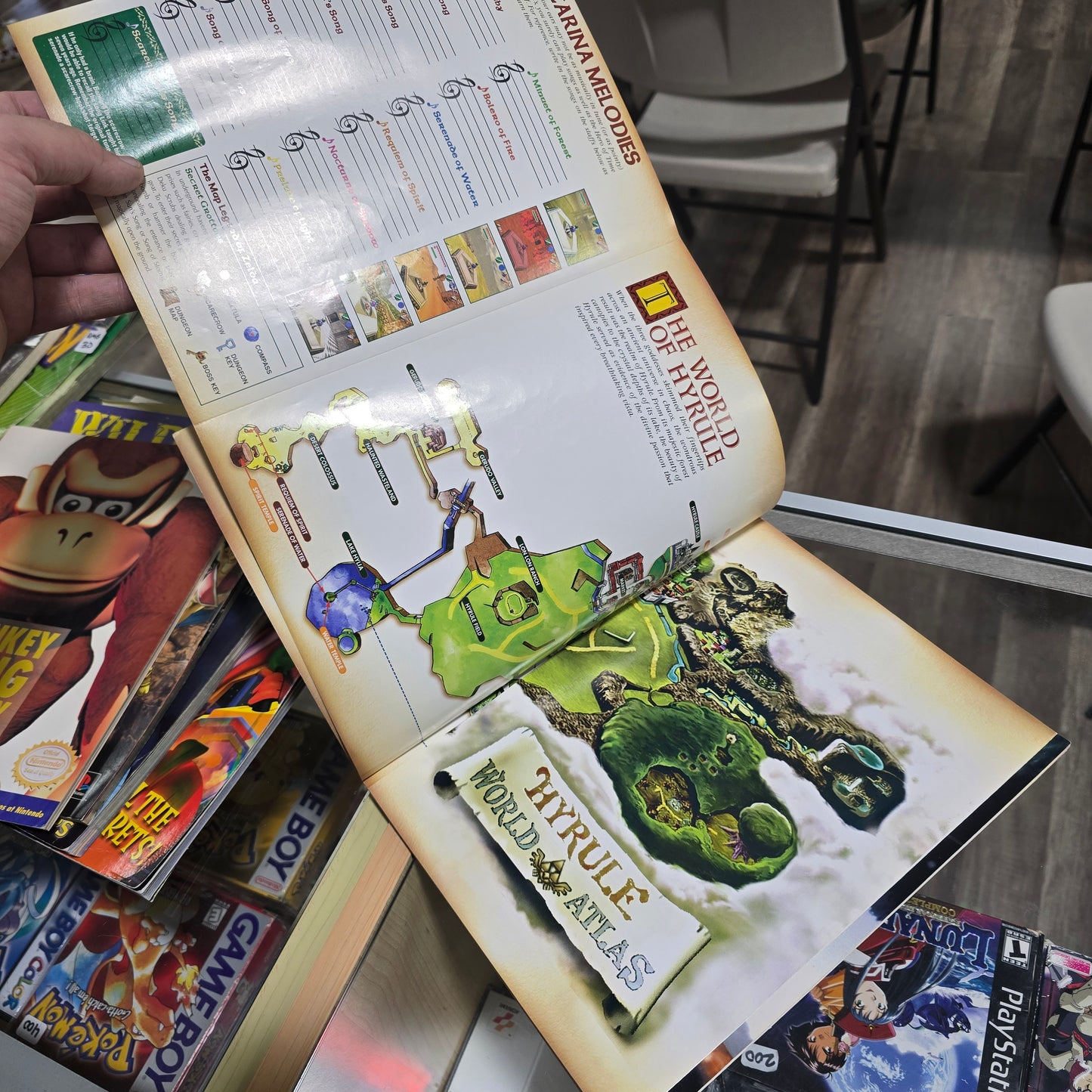Zelda Ocarina of Time Official Player's Guide Nintendo Power w/Map Complete