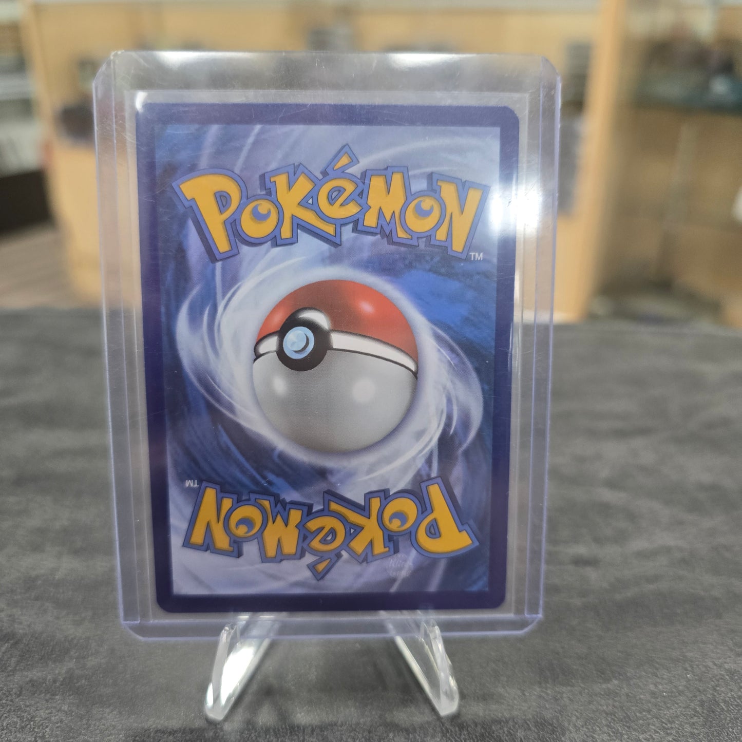 Jolteon - SWSH09: Brilliant Stars Trainer Gallery (NM)