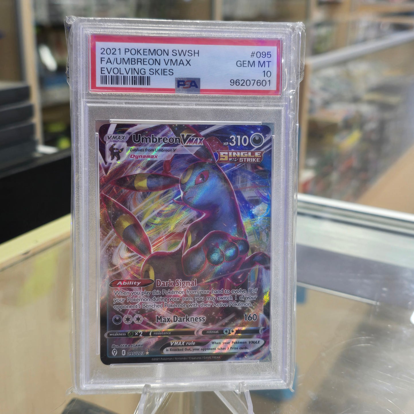 Umbreon VMAX - SWSH07: Evolving Skies (PSA 10)