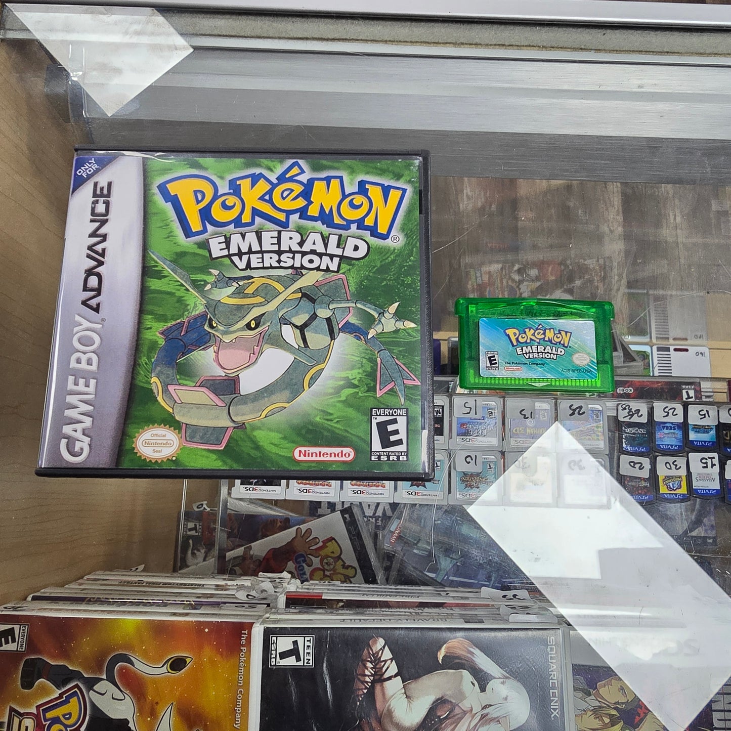 Pokémon Emerald Authentic (Great Label) with Reproduction Case Nintendo Gameboy Advance
