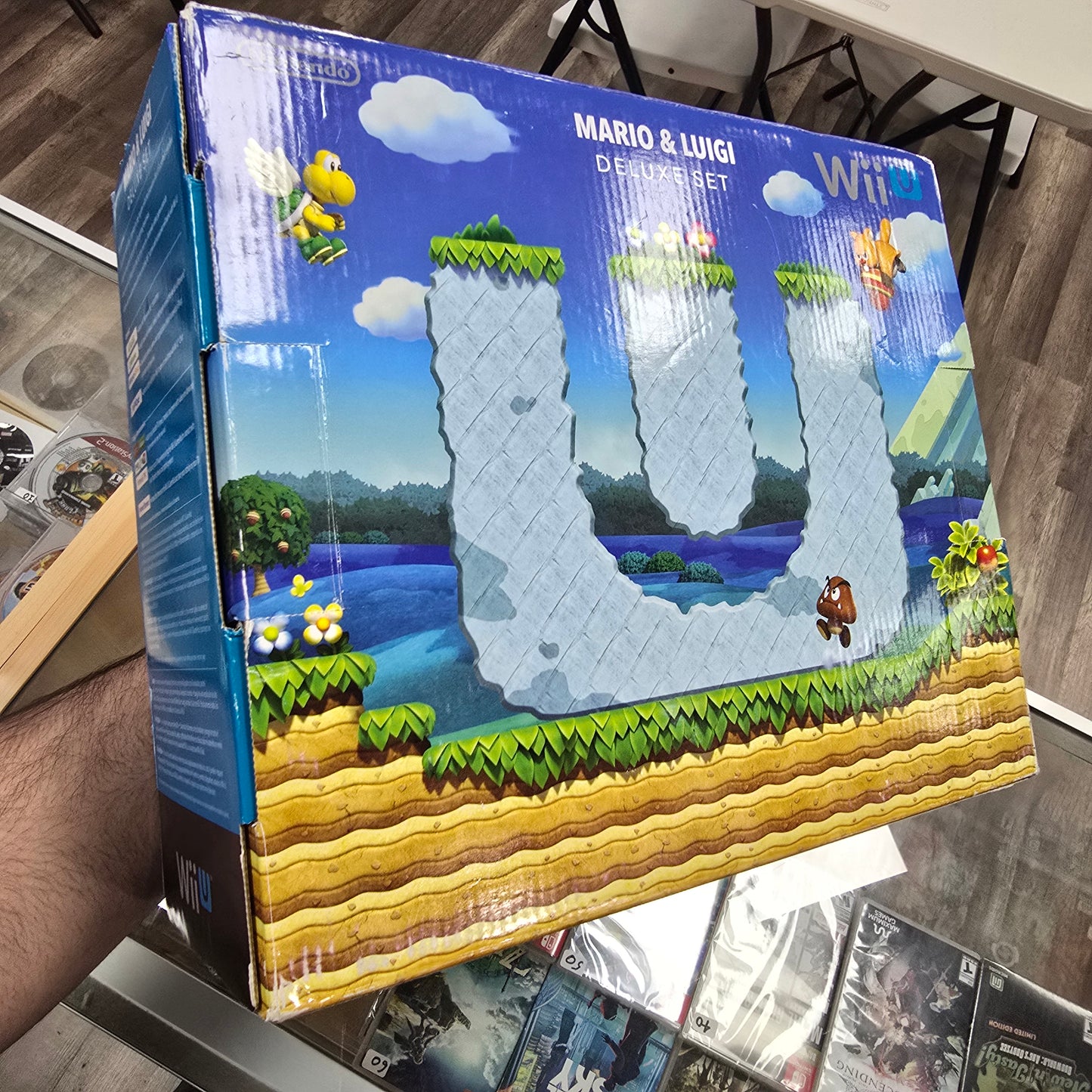 Wii U Console Deluxe: Mario & Luigi Edition Wii U CIB