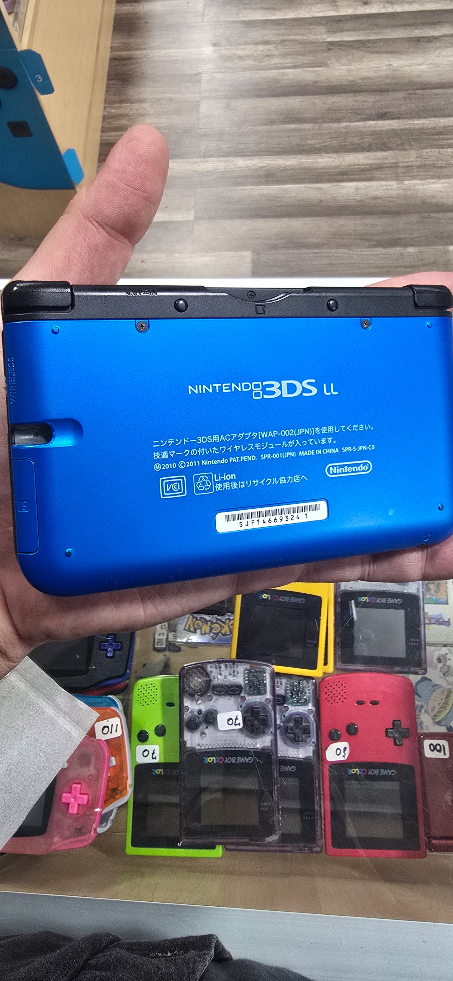 Blue Nintendo 3DS LL Handheld System (Good Condition) (US Region) with Charger