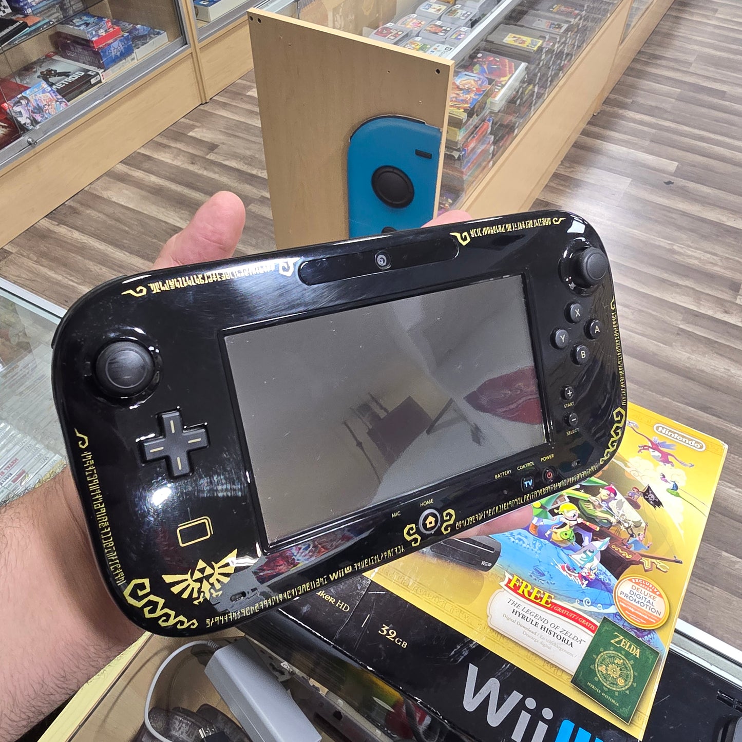 Wii U Console Deluxe: Zelda Wind Waker Edition